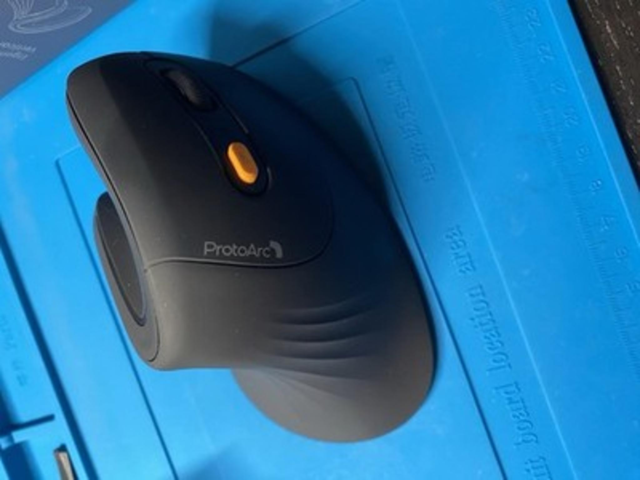ProtoArc EM11 NL Wireless Optical Vertical Mouse Ergonomic Adjustable DPI Black