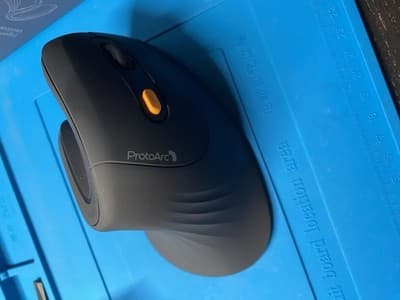ProtoArc EM11 NL Wireless Optical Vertical Mouse Ergonomic Adjustable DPI Black