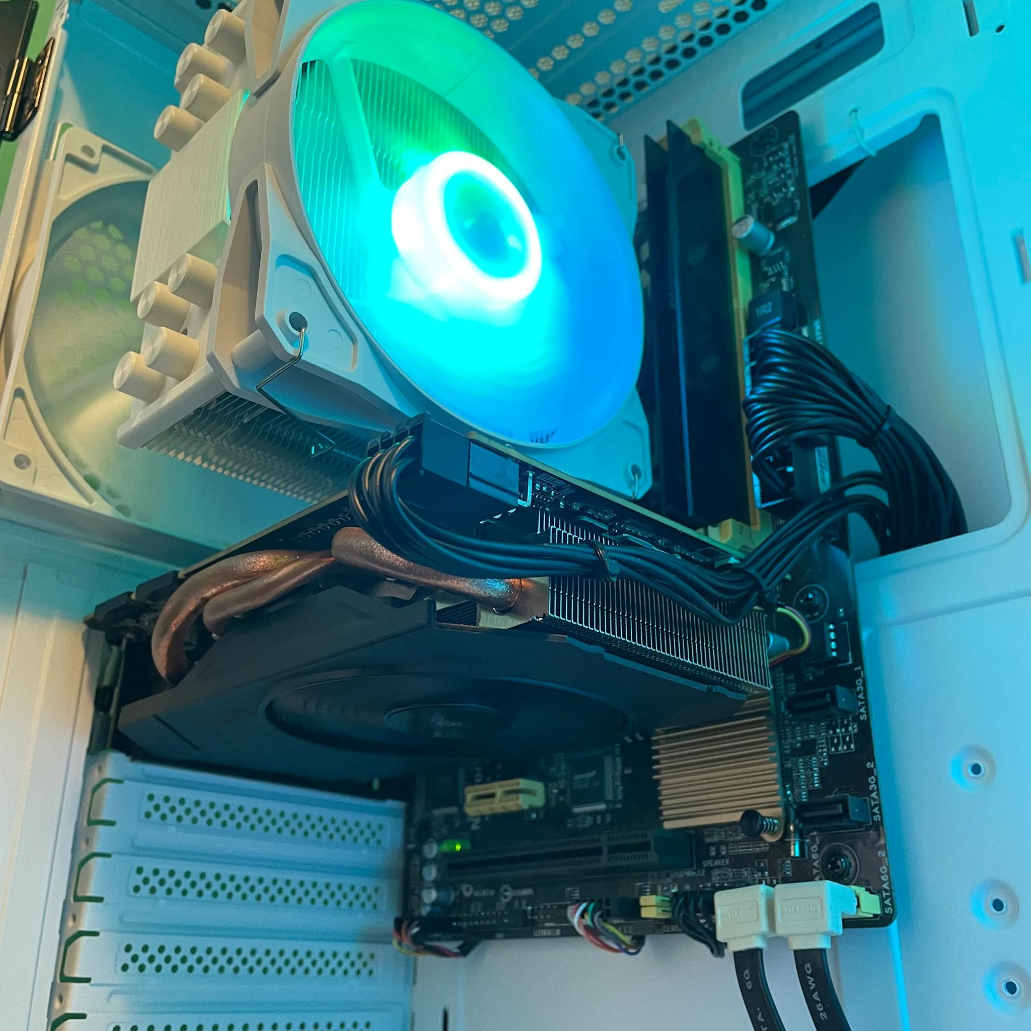ANTEC Glass Gaming PC | Intel i5 / Nvidia GTX970 / 8GB / 1.1TB Win 10 Pro WiFi