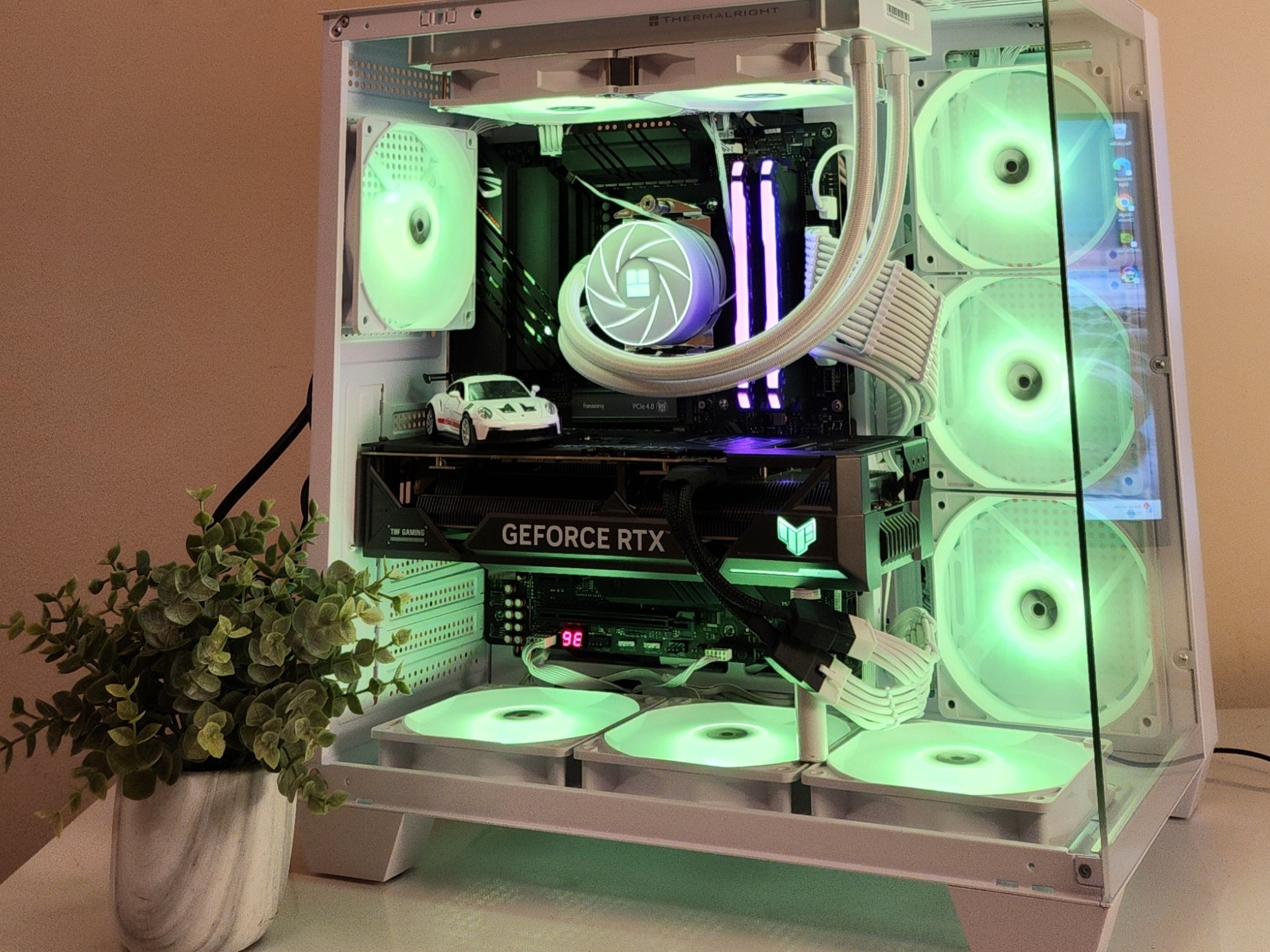 Ryzen 9 | RTX 4070tI Super | 32 GB | 1 TB |