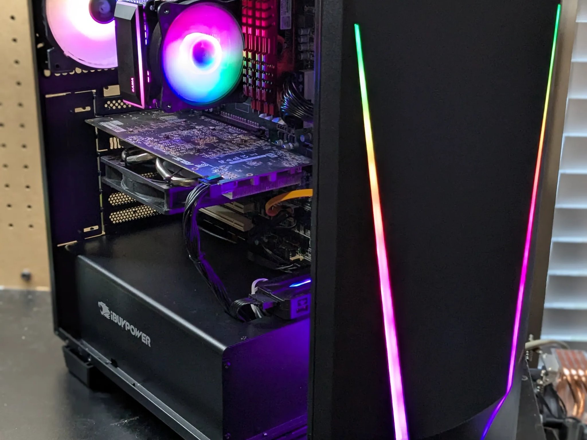 Marvel Rivals Ready | Xeon (same as i7) , 16GB RAM, RX 480 8GB, 500GB SSD, Win10, RGB, Wifi