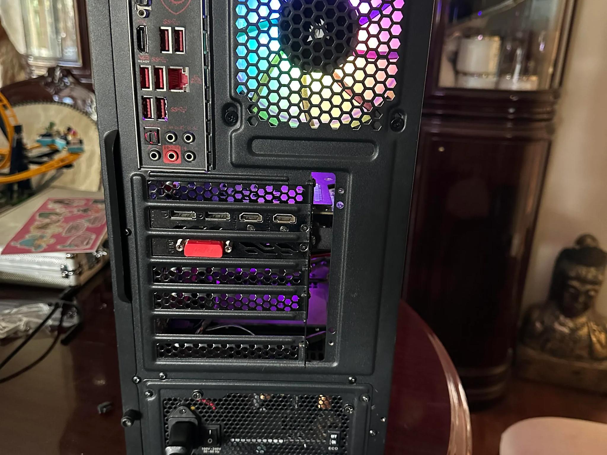 💔THE BREAK UP💔 MSi 1080ti,ryzen 2700X, 500tb nvme 1tb ssd, 32gb ddr4 3200.