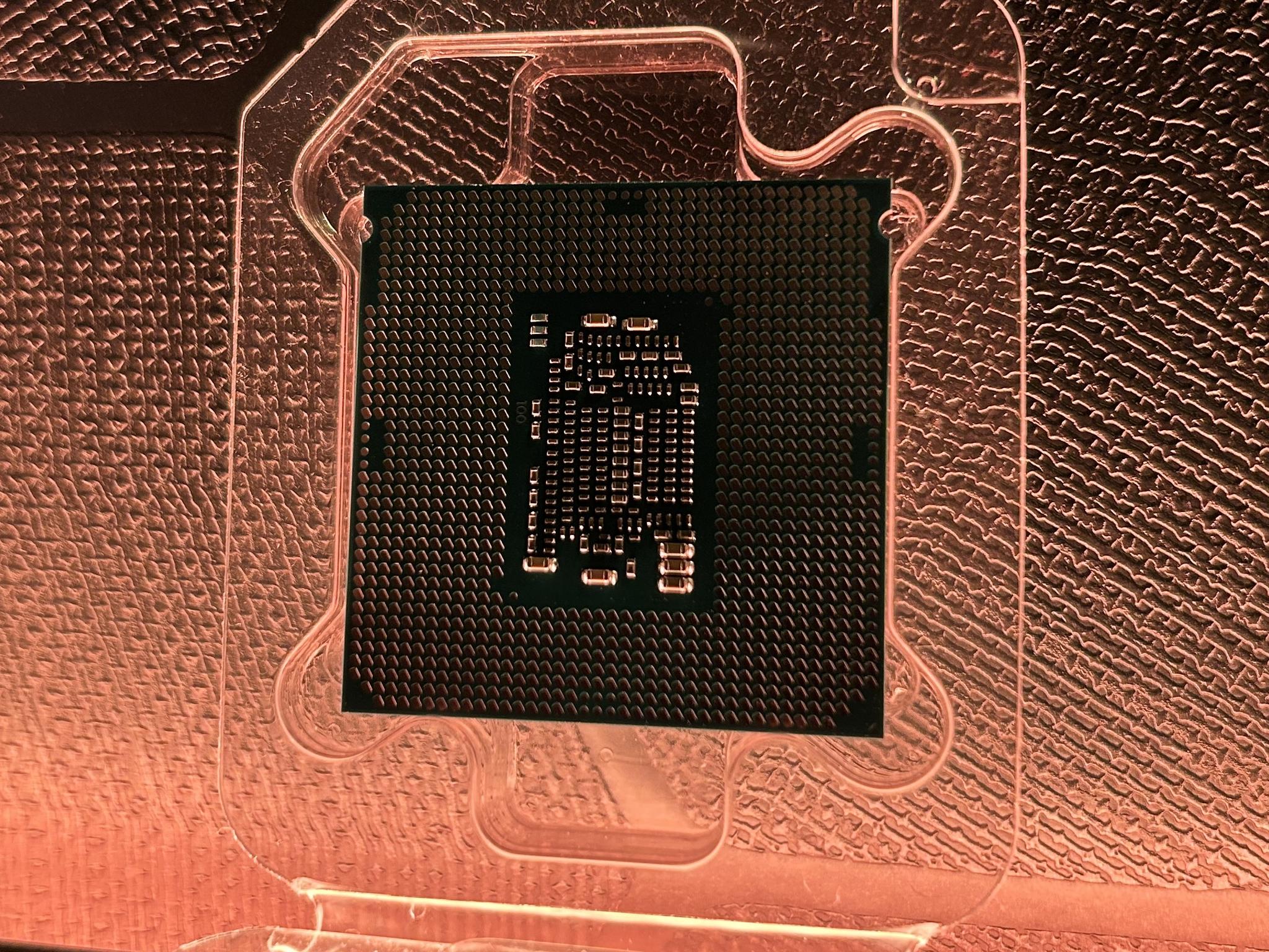 💻USED TECH DEALS💻 Intel Core i3-8100