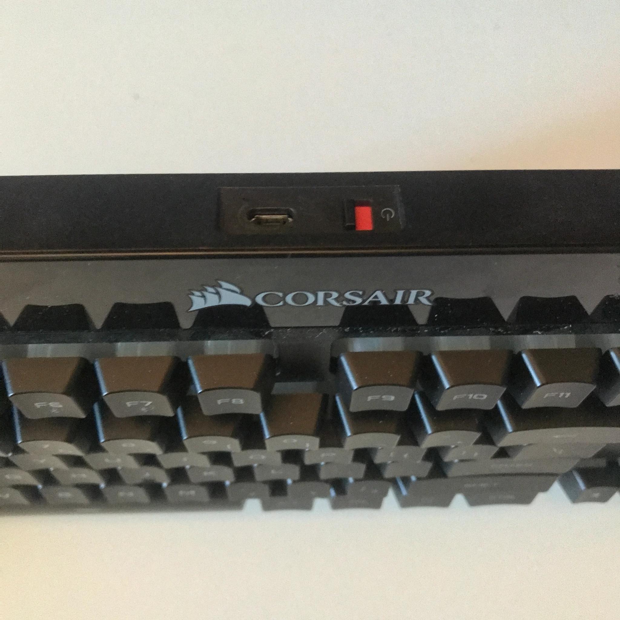 Corsair K57 RGB Wireless Keyboard | NO WIRELESS DONGLE