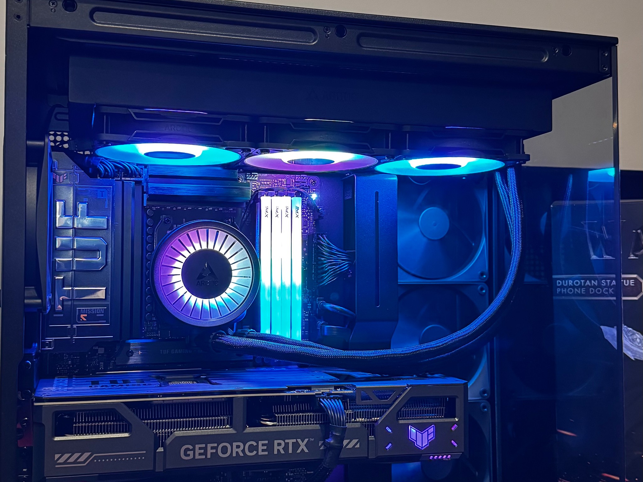 H9 FLOW/Ryzen 9800x3D/ASUS TUF GAMING 5070 OC/64GB DDR5/4tb NVME/(Free gaming monitor with purchase)
