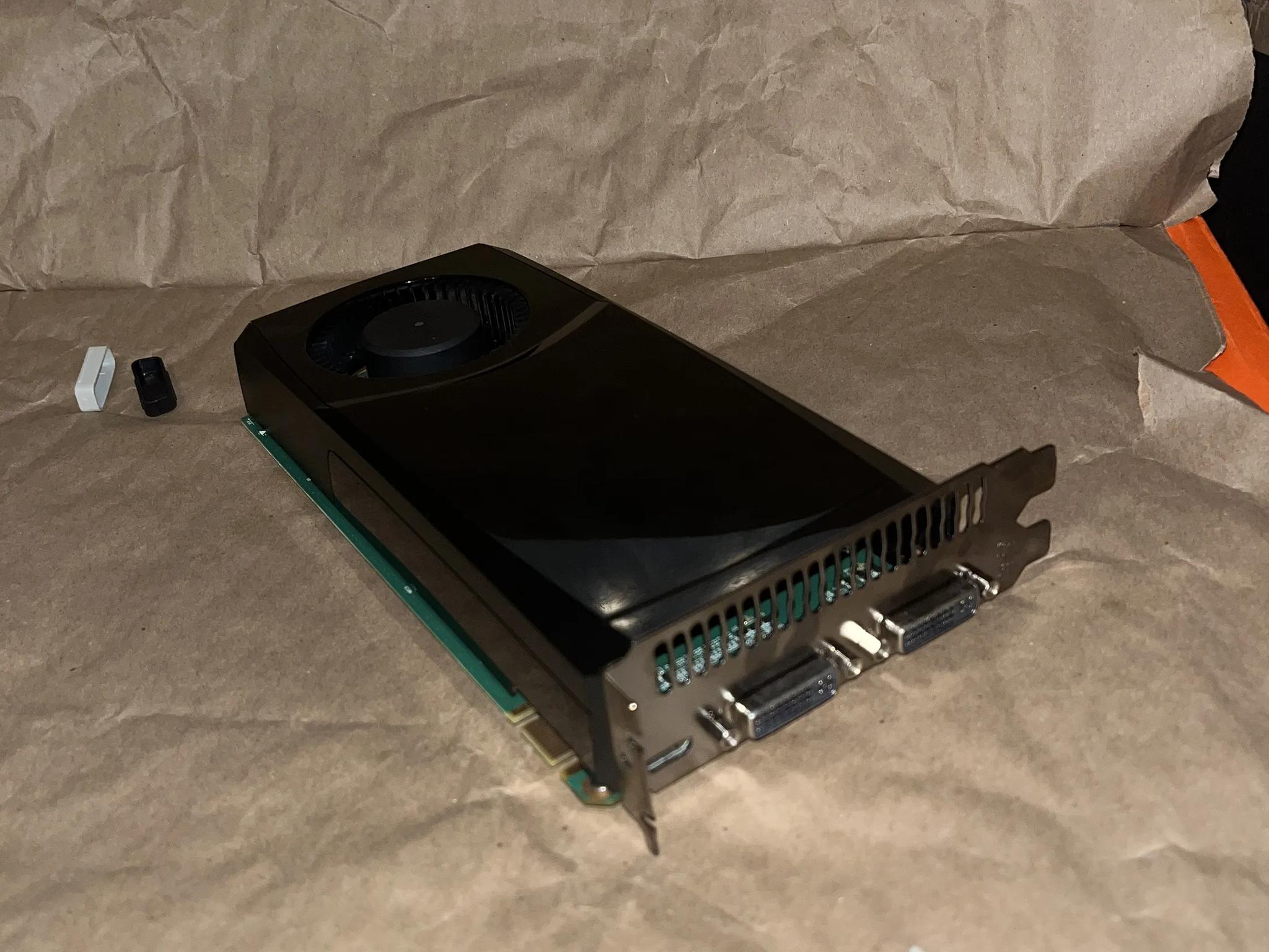 NVIDIA GeForce GTX 555 OEM 1GB