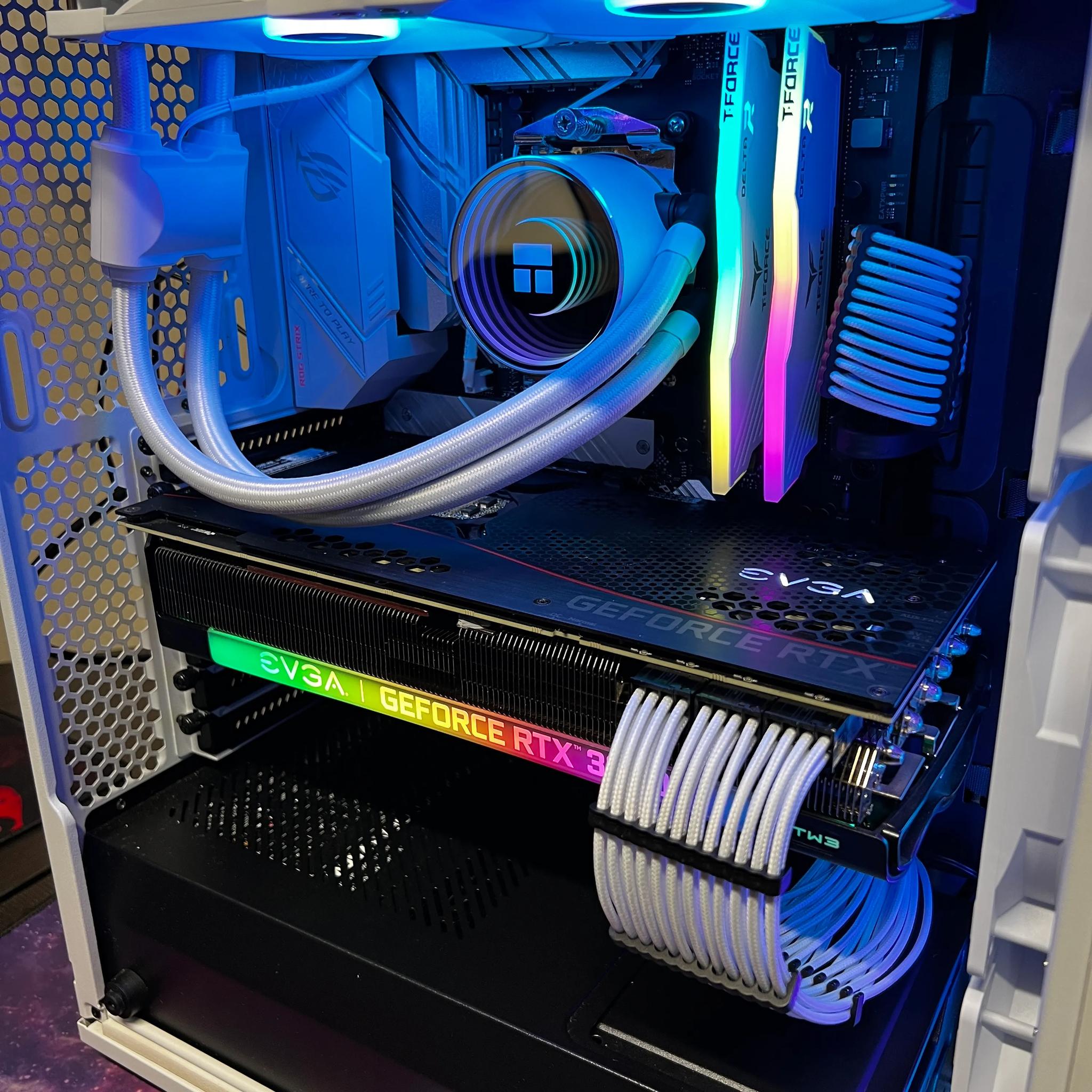 Panda || Ryzen 9 3900X + EVGA RTX 3080 FTW3 Ultra
