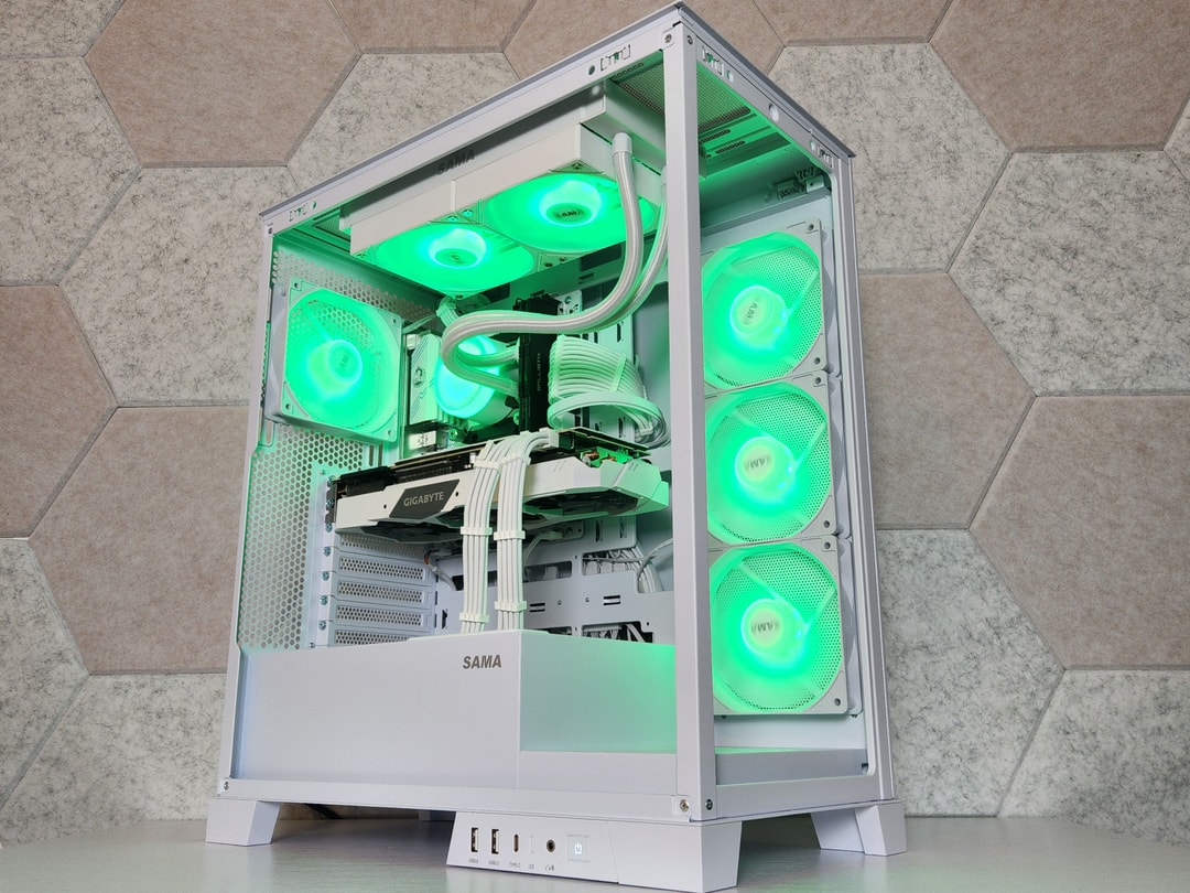 width=1080,quality=90,format=