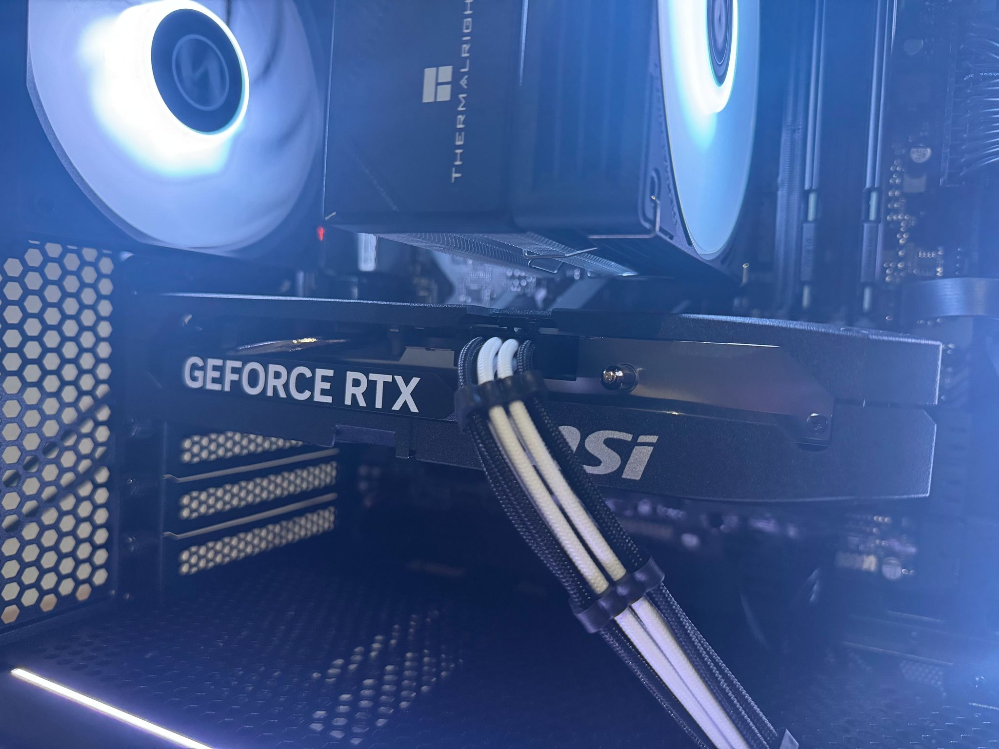 Ryzen 5 7500F | RTX 5060 Ti 8GB | 16GB DDR5 (6000 MT/s) | 1TB NVME SSD | 850W Gold PSU |