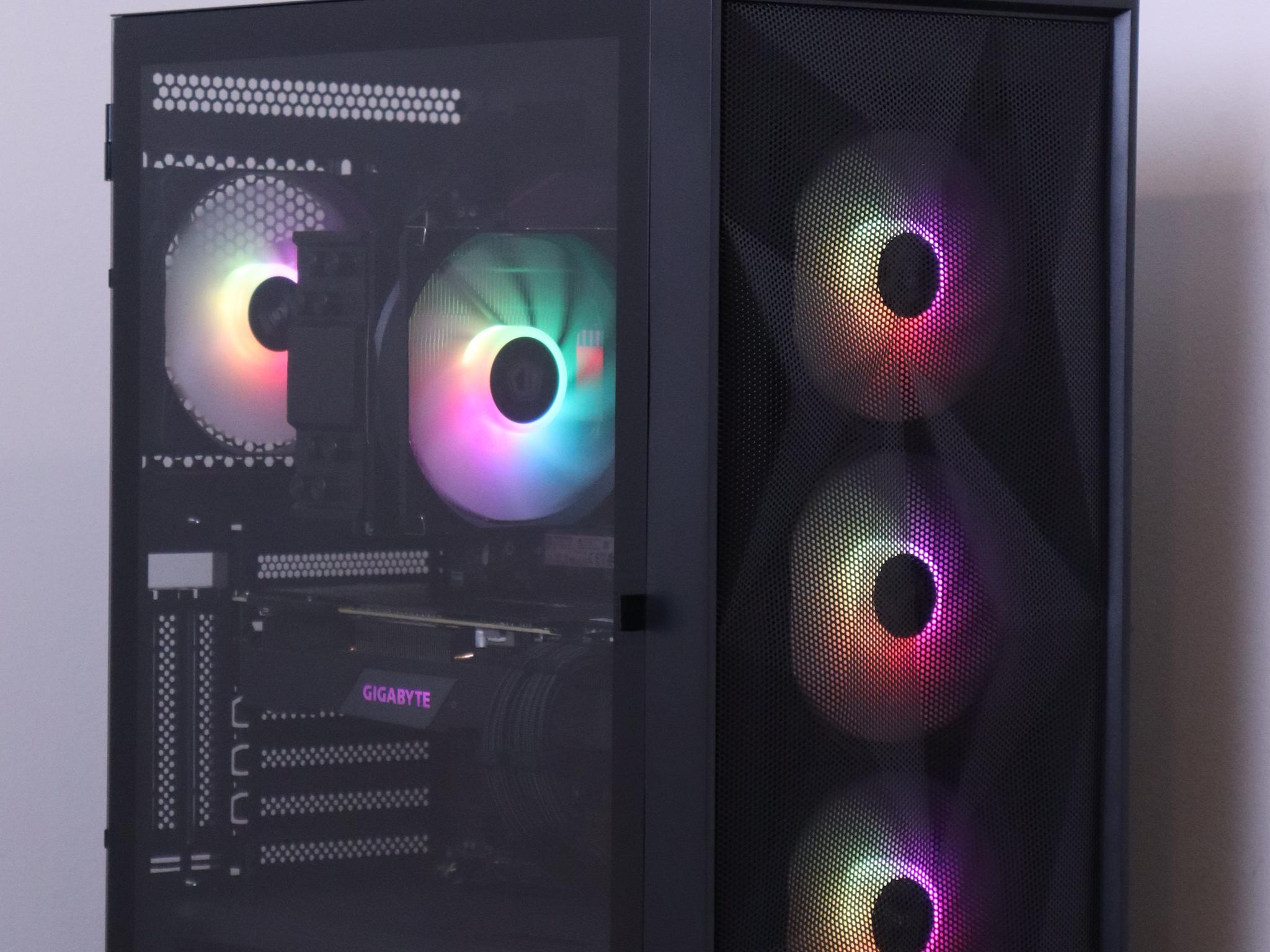Black RGB Gaming PC | Ryzen 5 3600 - RTX 2070 Super - 1TB SSD