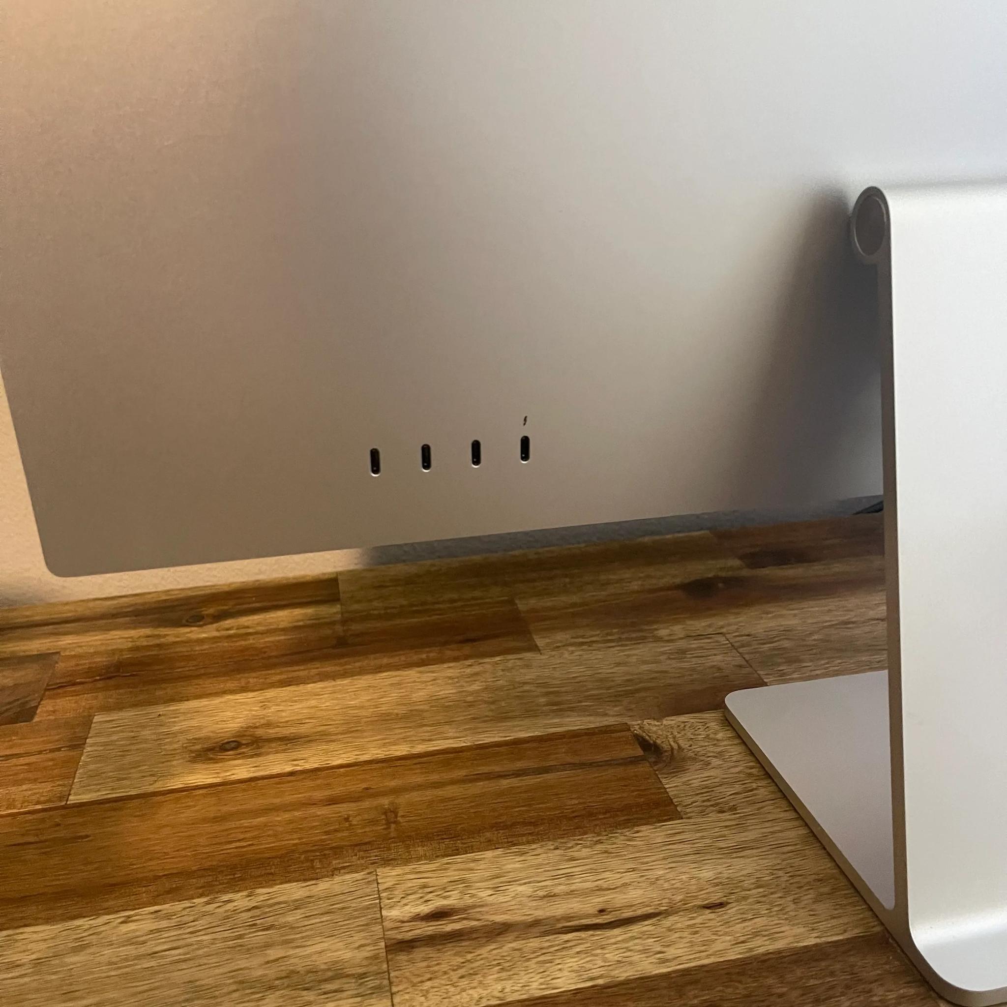 Apple Studio Display