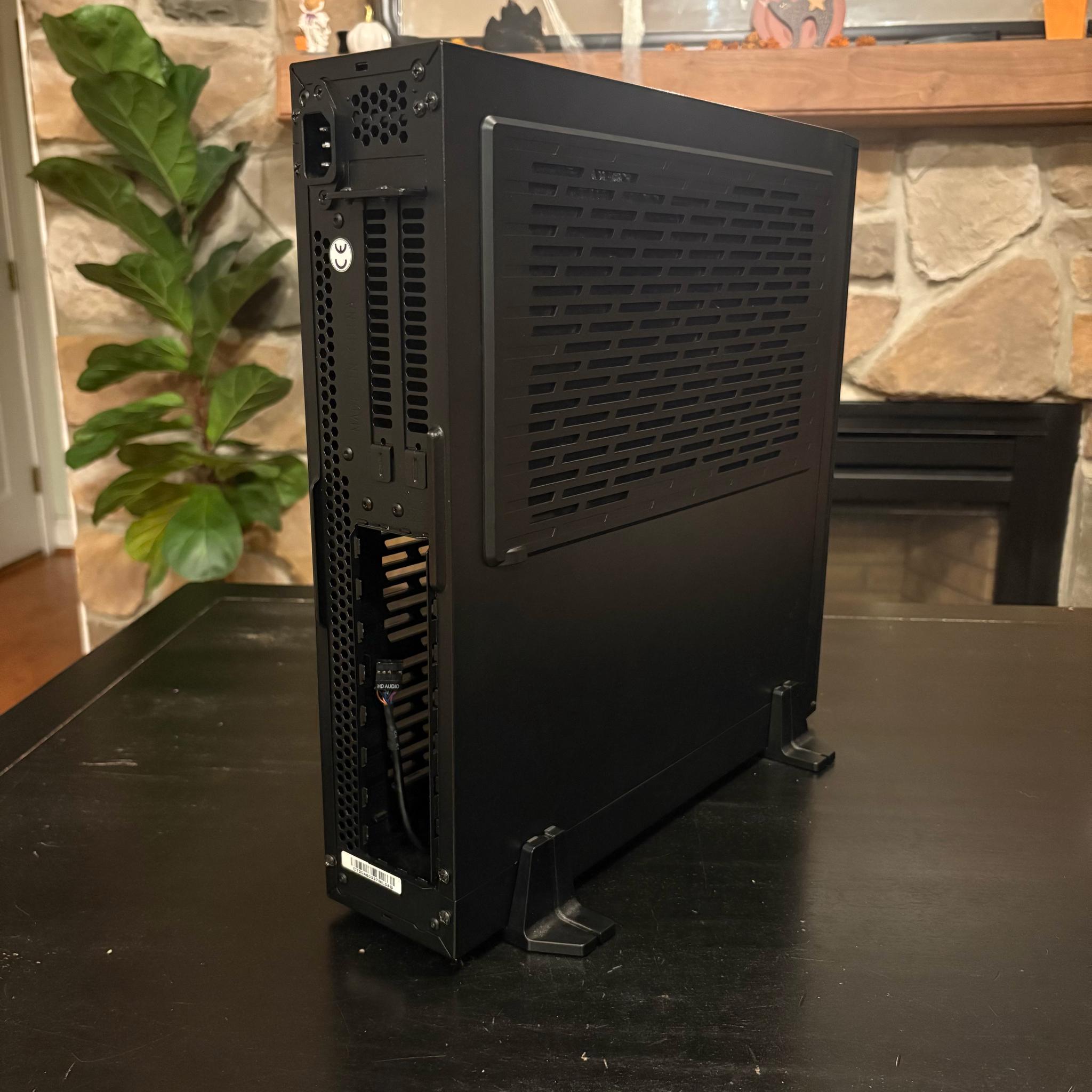 SilverStone Milo ML08 Mini-ITX Small Form Factor Case (Black)