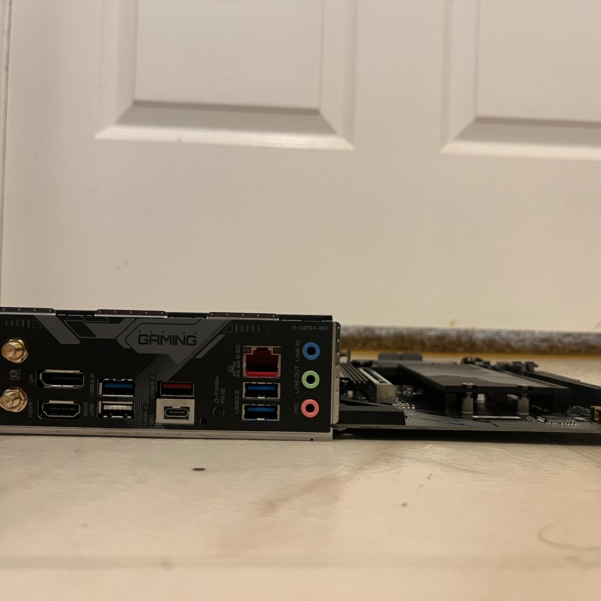 GIGABYTE B650 Gaming X AX V2(DDR5, AM5)