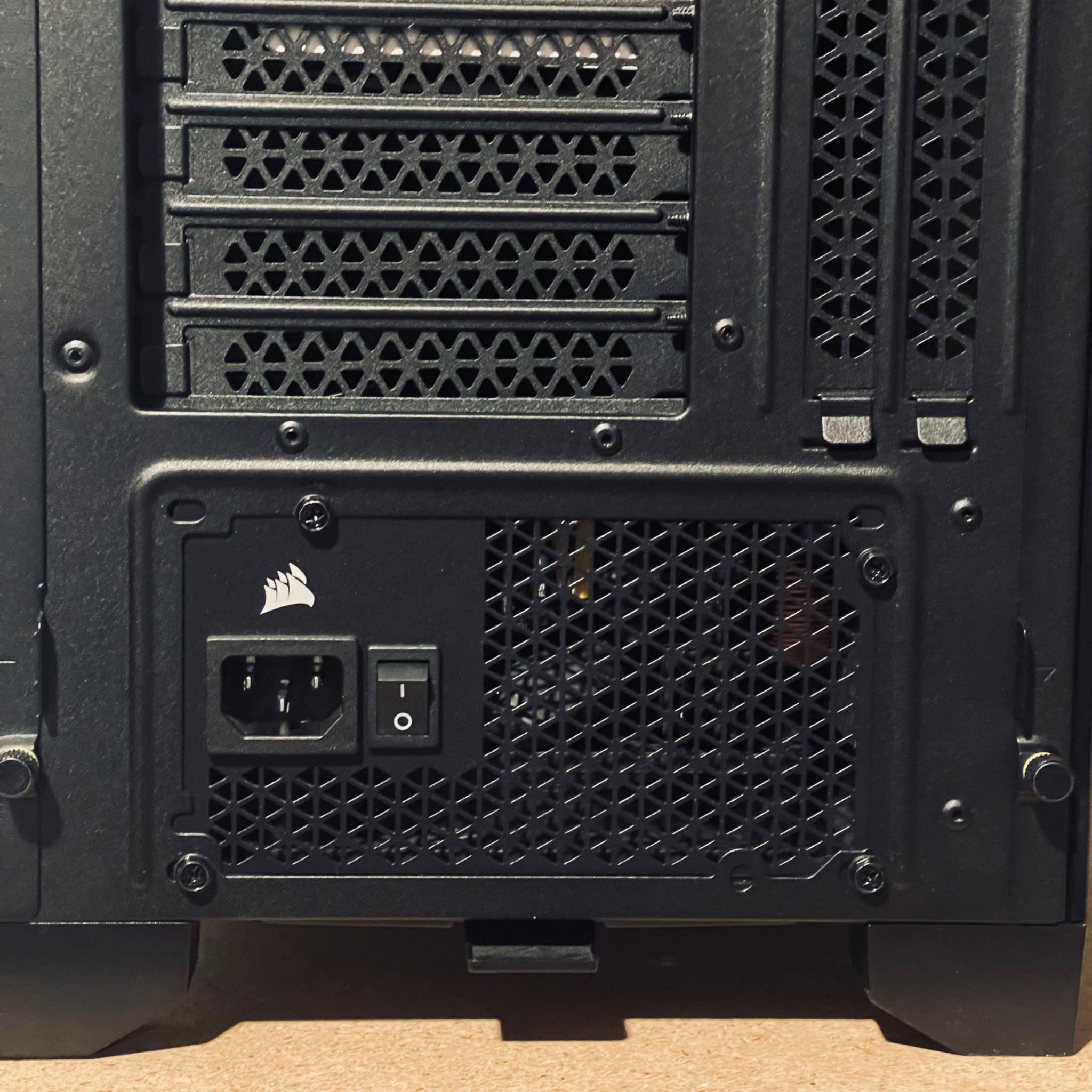 Corsair VENGEANCE | i7-14700kf, 7900 XT, 32GB, 1TB