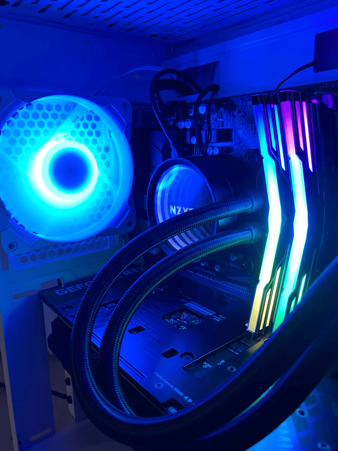 RTX 3060ti, PC, i5 10400, 16gb ram