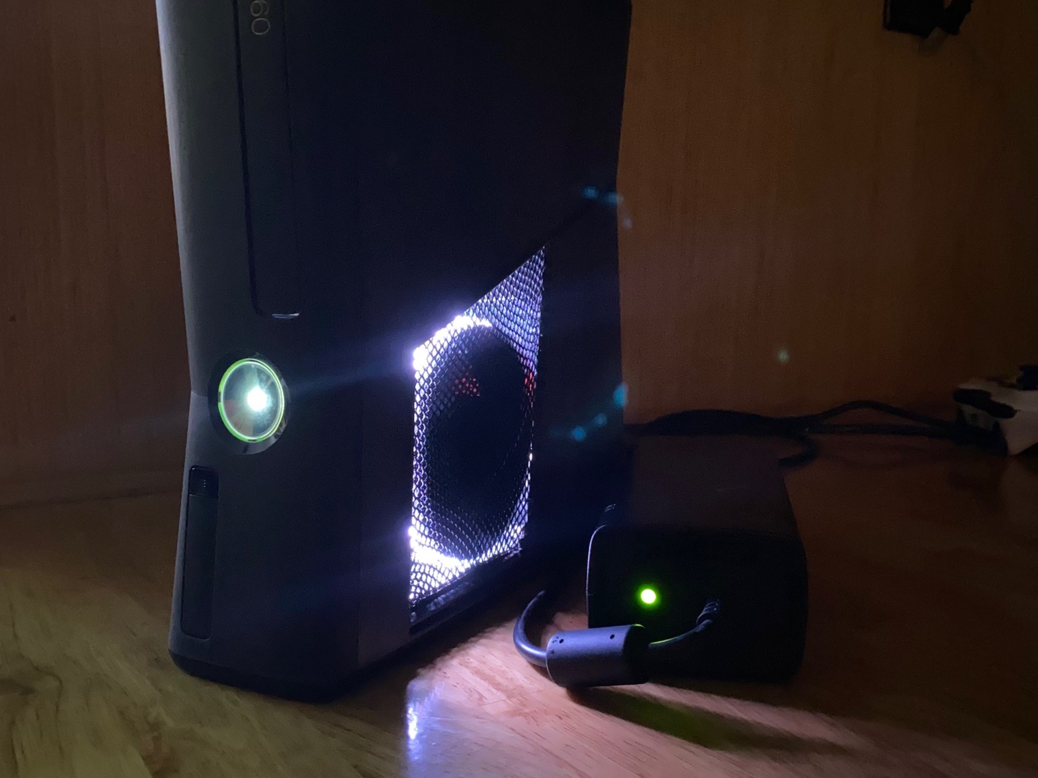 RGH 3 Xbox 360 slim | CASE MOD | 500 GB | Custom LEDs