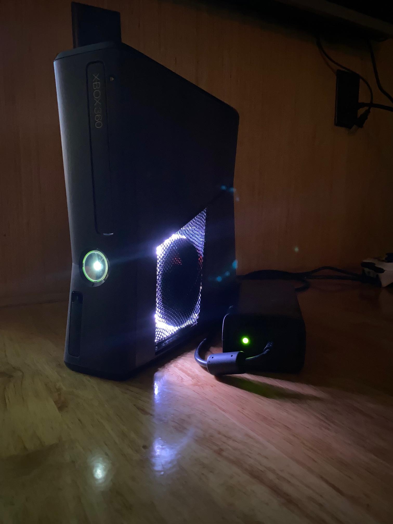 RGH 3 Xbox 360 slim | CASE MOD | 500 GB | Custom LEDs