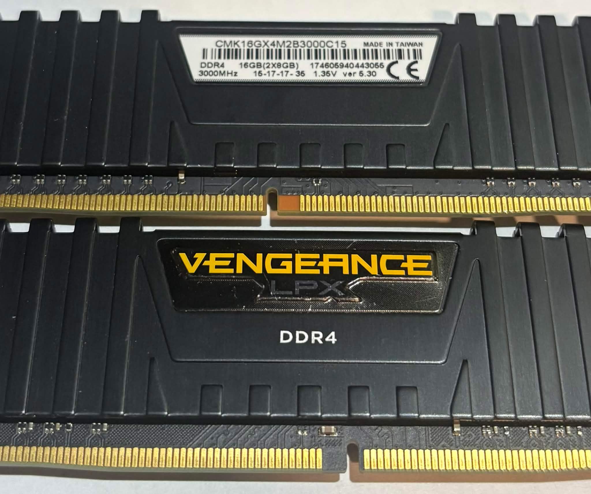 Corsair Vengeance LPX 16GB (2x8GB) DDR4 3000MHz CL15 Memory Kit | Tested Working