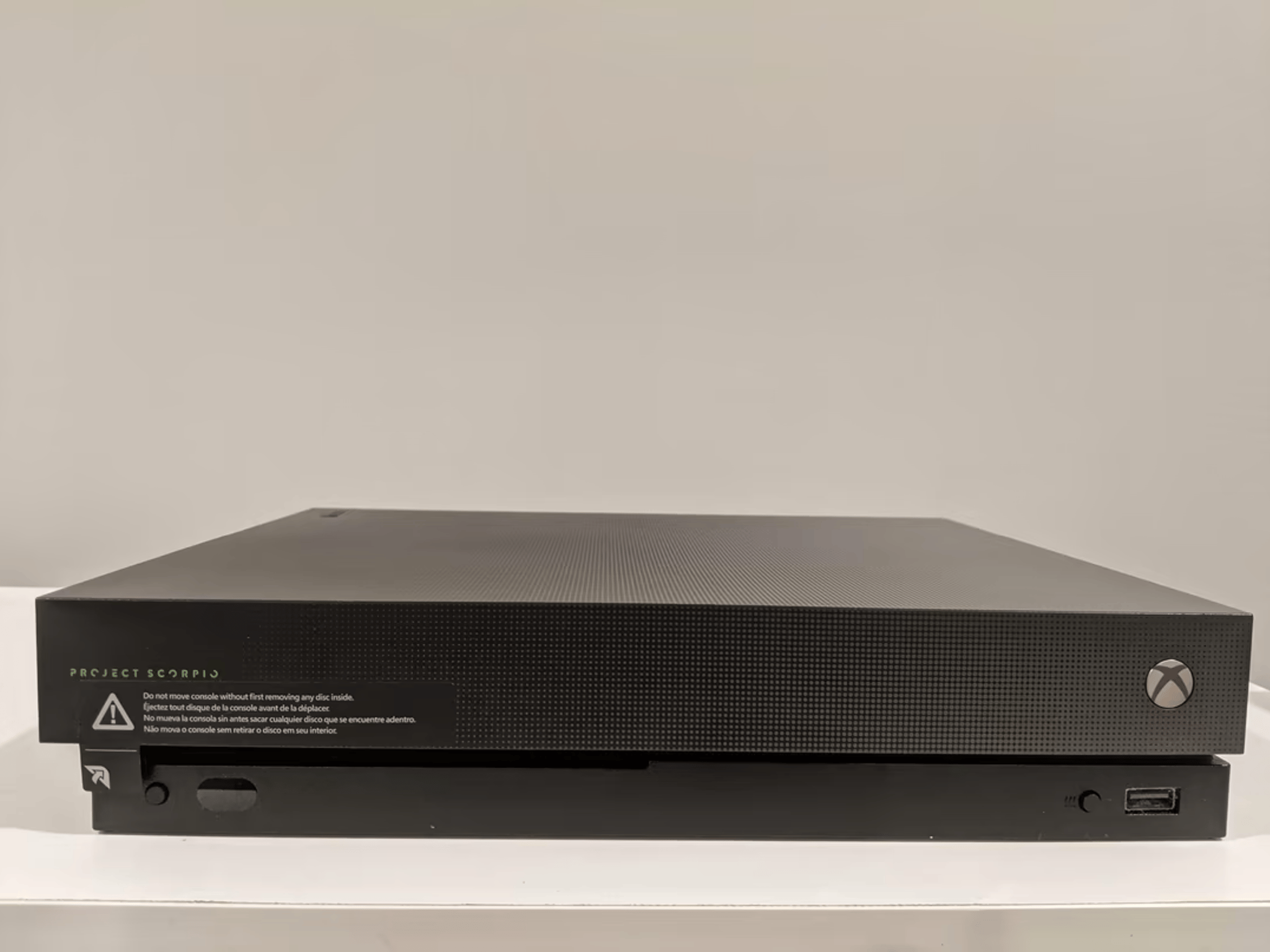 XBOX ONE X Project Scorpio Edition - Boxed