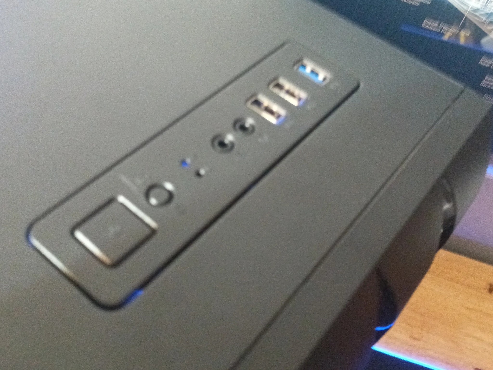 Gaming PC - i7 3770, GTX 1070, 16GB RAM / 512GB SSD. FREE RGB MOUSEPAD and USB WIFI