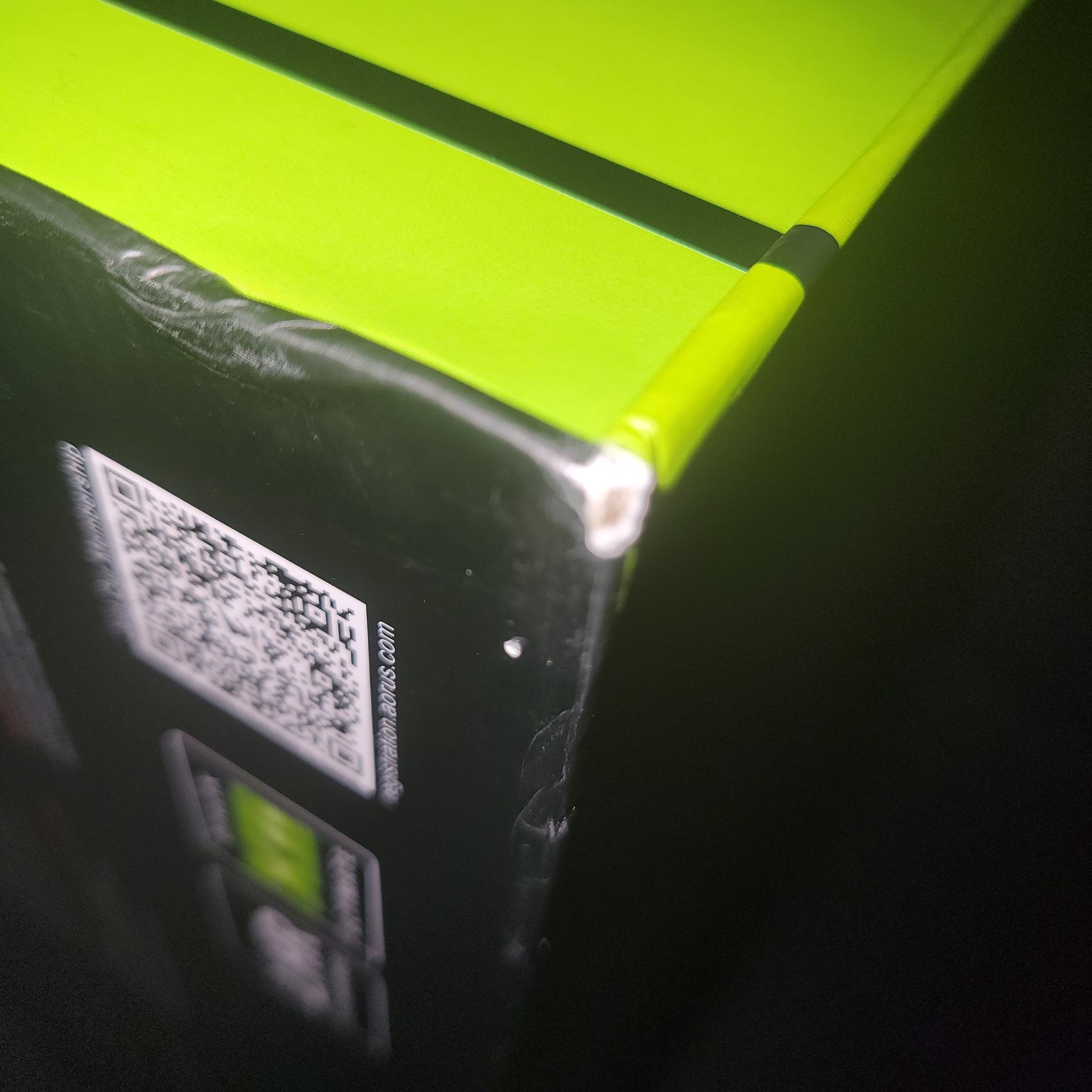 ⚡ Rare AORUS Black & Gold Chibi Figurine + RTX 3080 Xtreme Box (96% Near‑Mint) 🏆✨