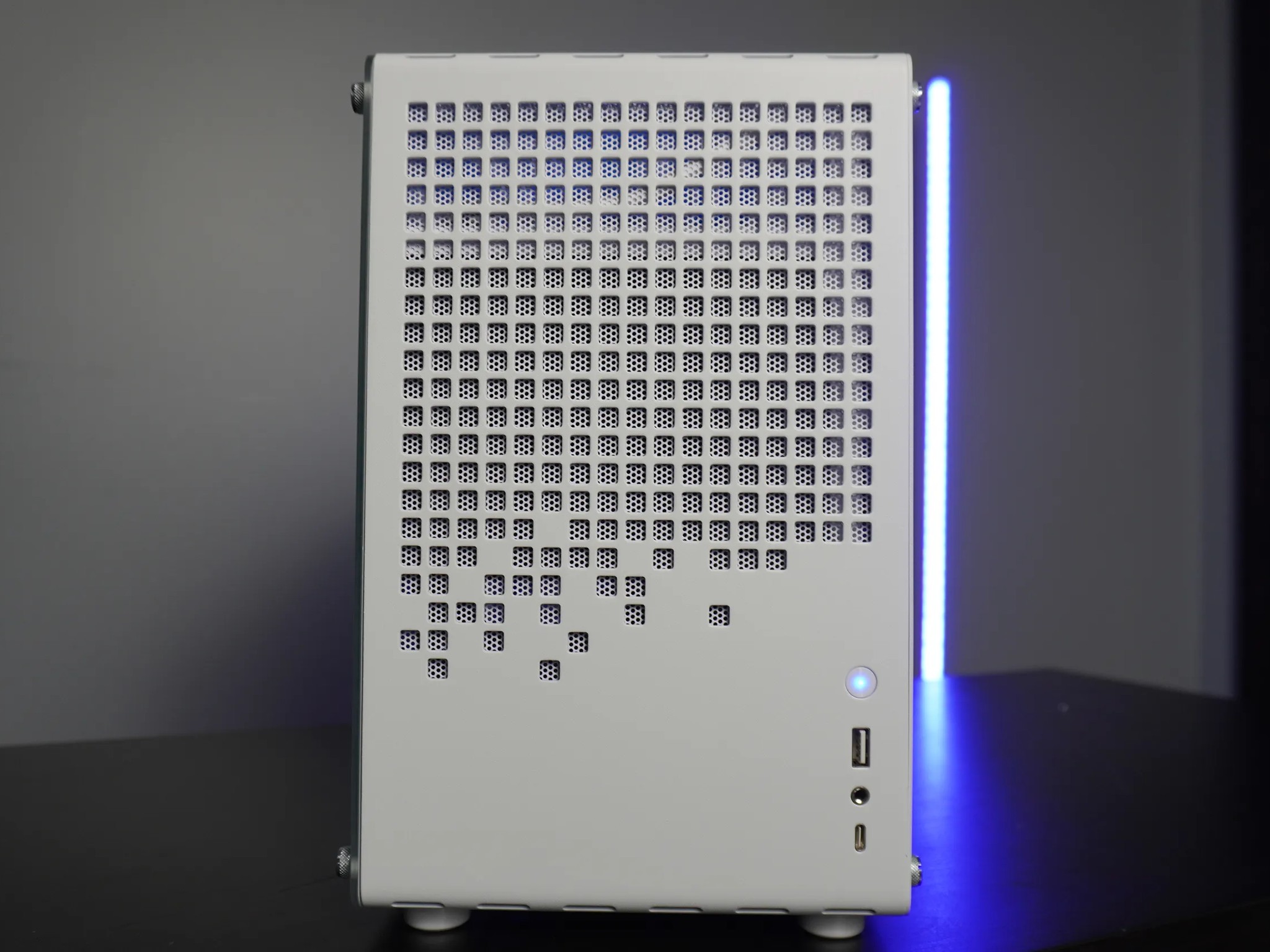 🤍AESTHETIC/PORTABLE🤍 RTX Machine 💚 RTX 2070 Super 8GB 🧡 Ryzen 5 5600 | 16GB RAM | 1TB NVME