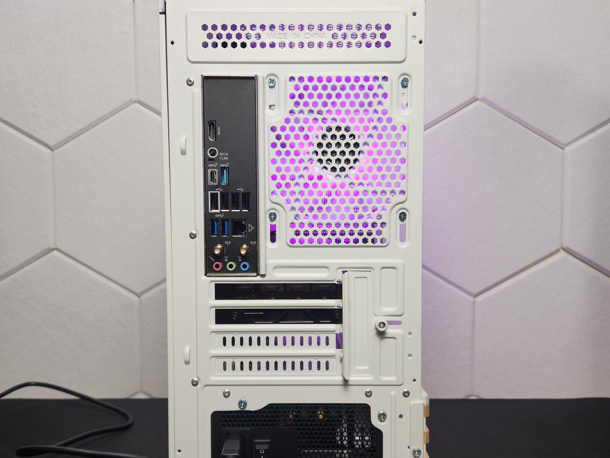 RTX 5060 | Ryzen 5 7500X3D | 16GB DDR5 | 1TB SSD | WIFI+BT | Windows 11 "Snowflake"