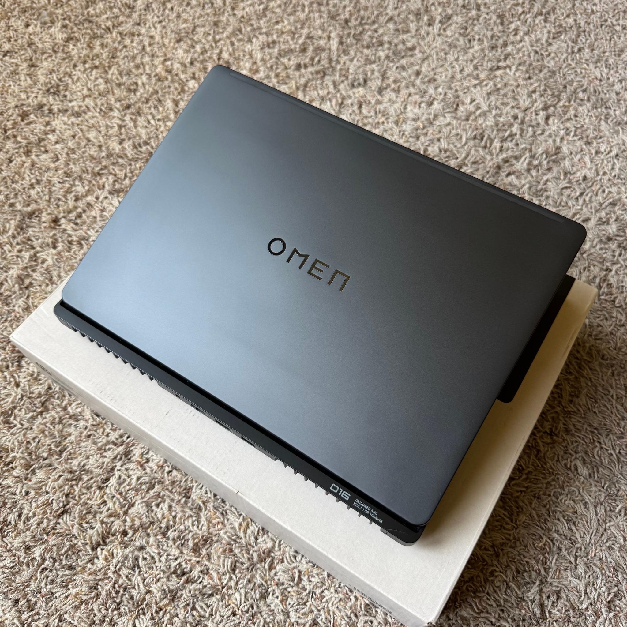 Rtx 5080 / Ryzen 9 / 64GB DDR5 / 1TB SSD / 240Hz Screen / 2026 model / gaming laptop