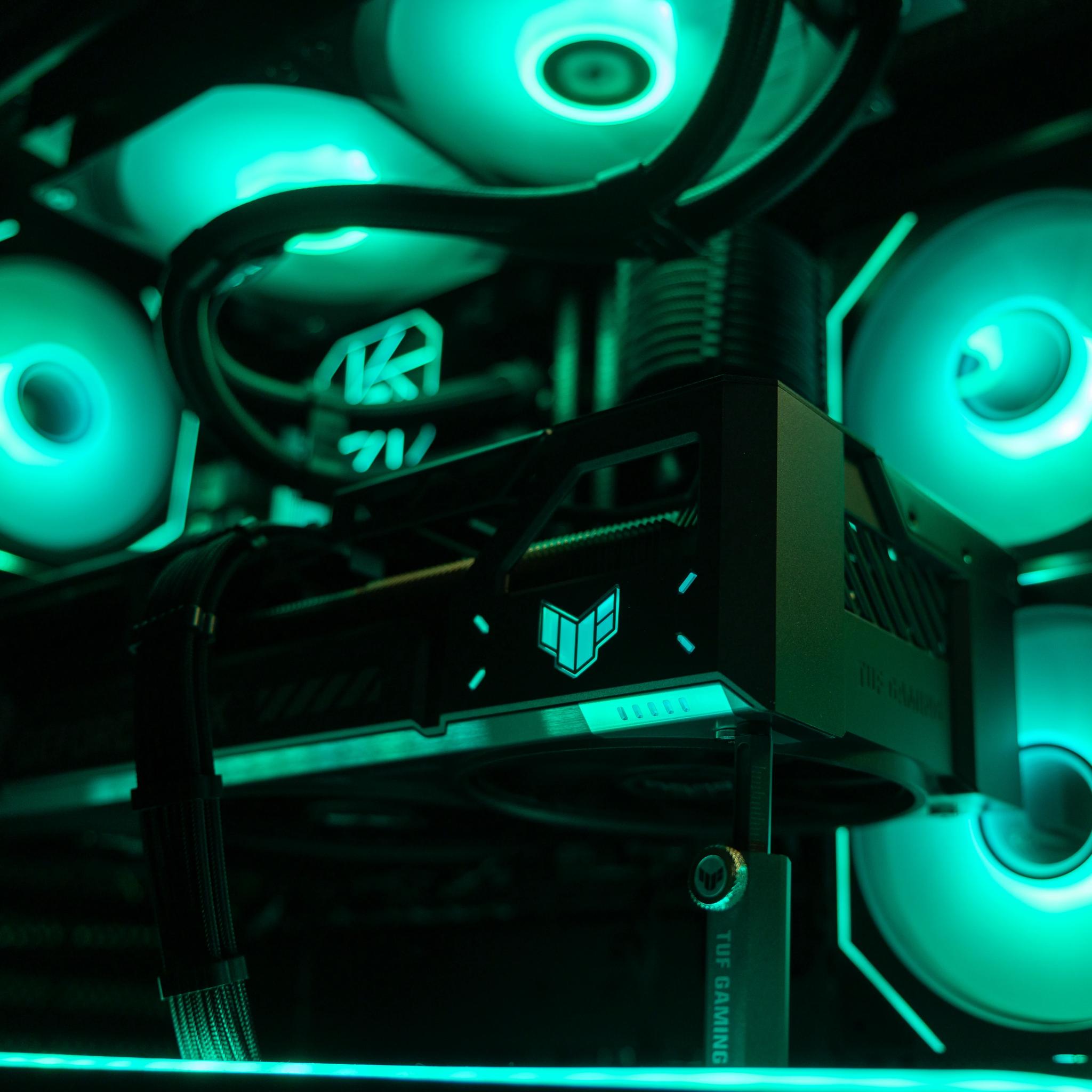 🐉 Eragon 🐉 RTX 5080 / AMD R7 7700X / 2TB NVME / 32GB DDR5 RAM / 240 AIO / Windows 11 Pro