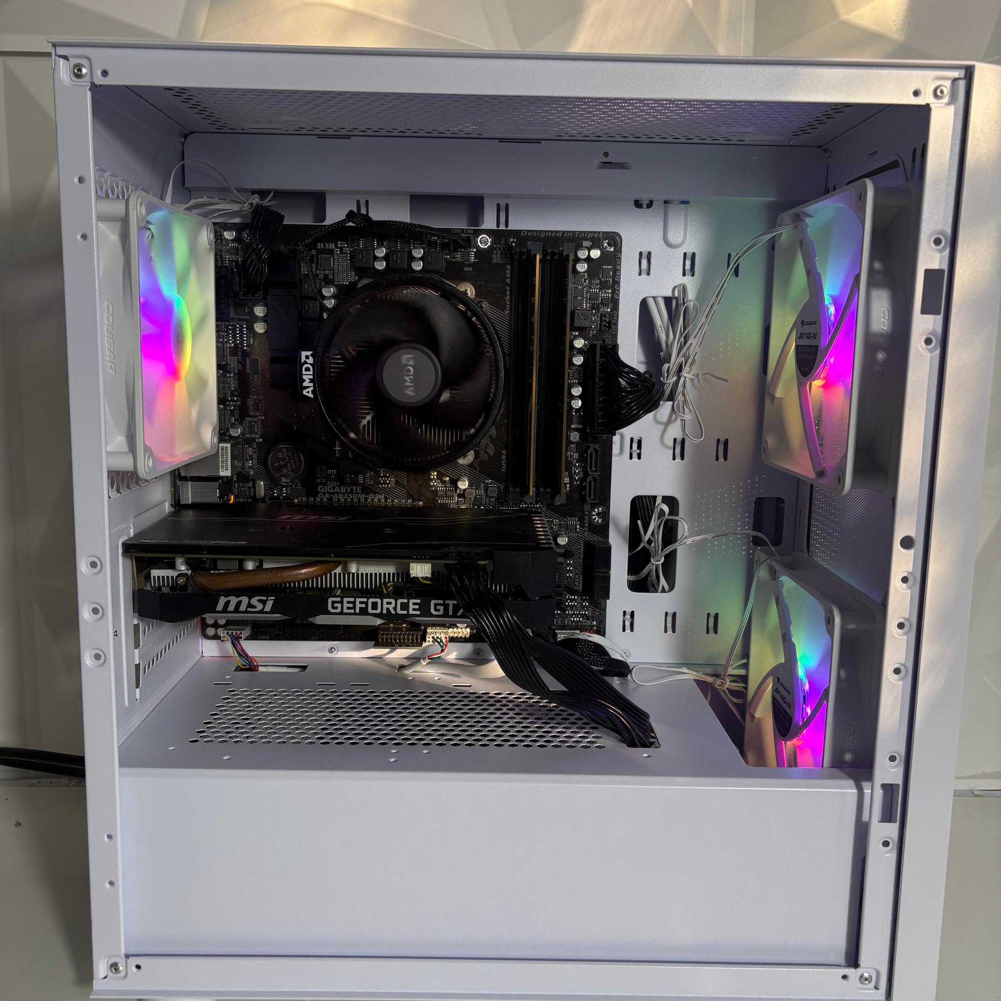 Glacier Valley - AMD Ryzen 5 2400G, GTX 1660 Super, 16GB DDR4, 960GB SSD