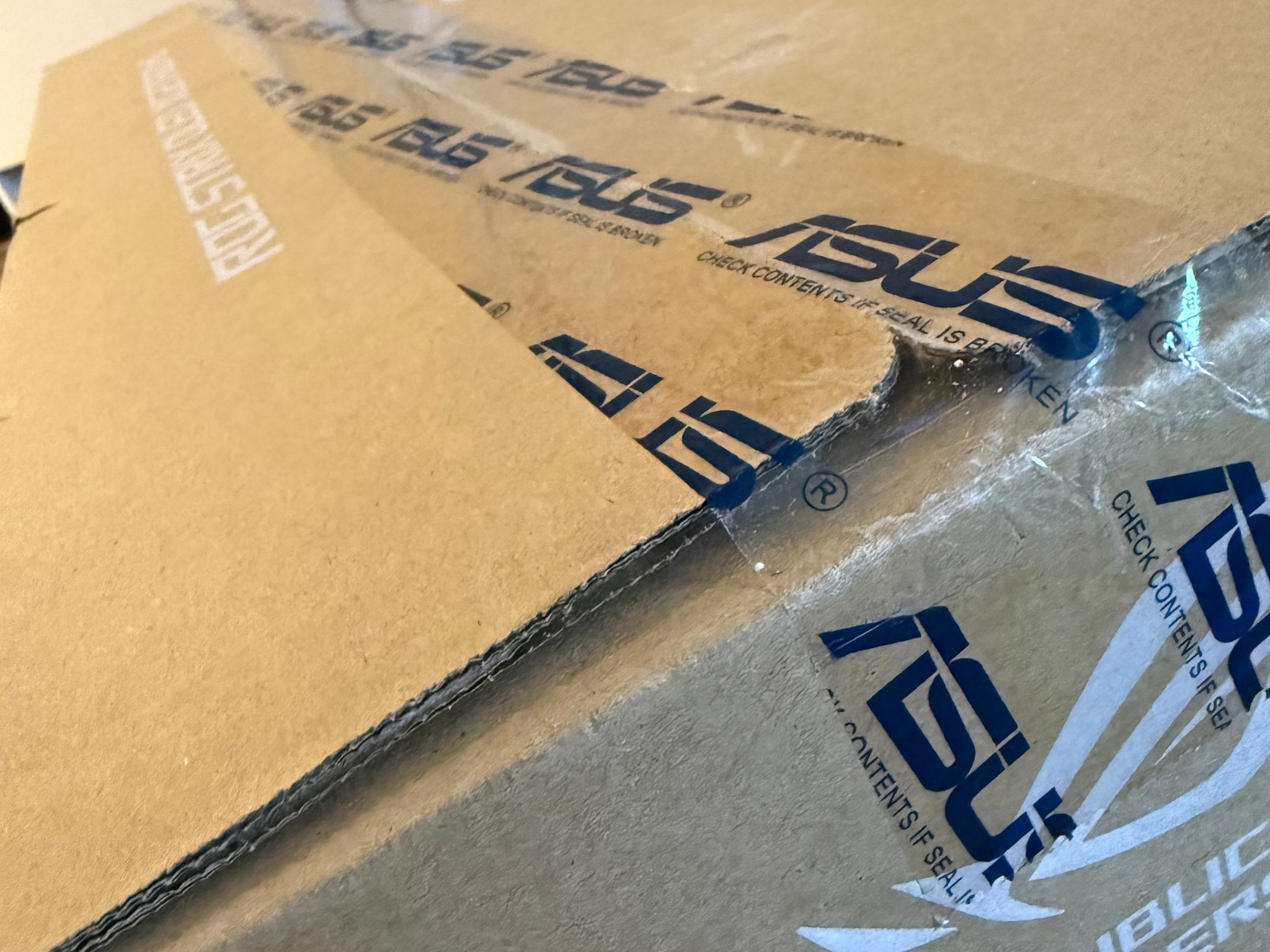 NEW in Box! ASUS ROG Strix OLED 26.5" 1440p HDR 240 Hz Gaming Monitor