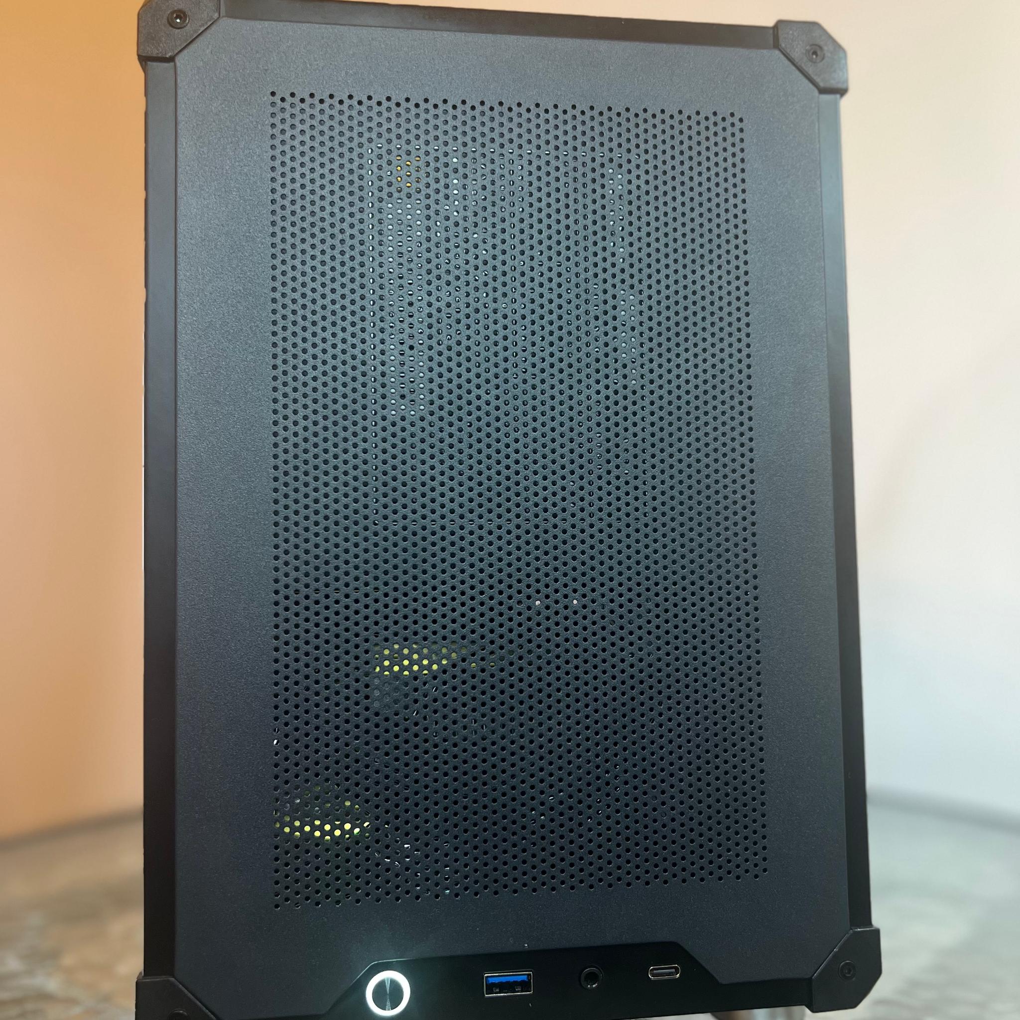 AMD Ryzen 5 5600G/ RTX 5050/ 16GB RAM/ 512GB SSD/ Convenient ITX Gaming PC Build