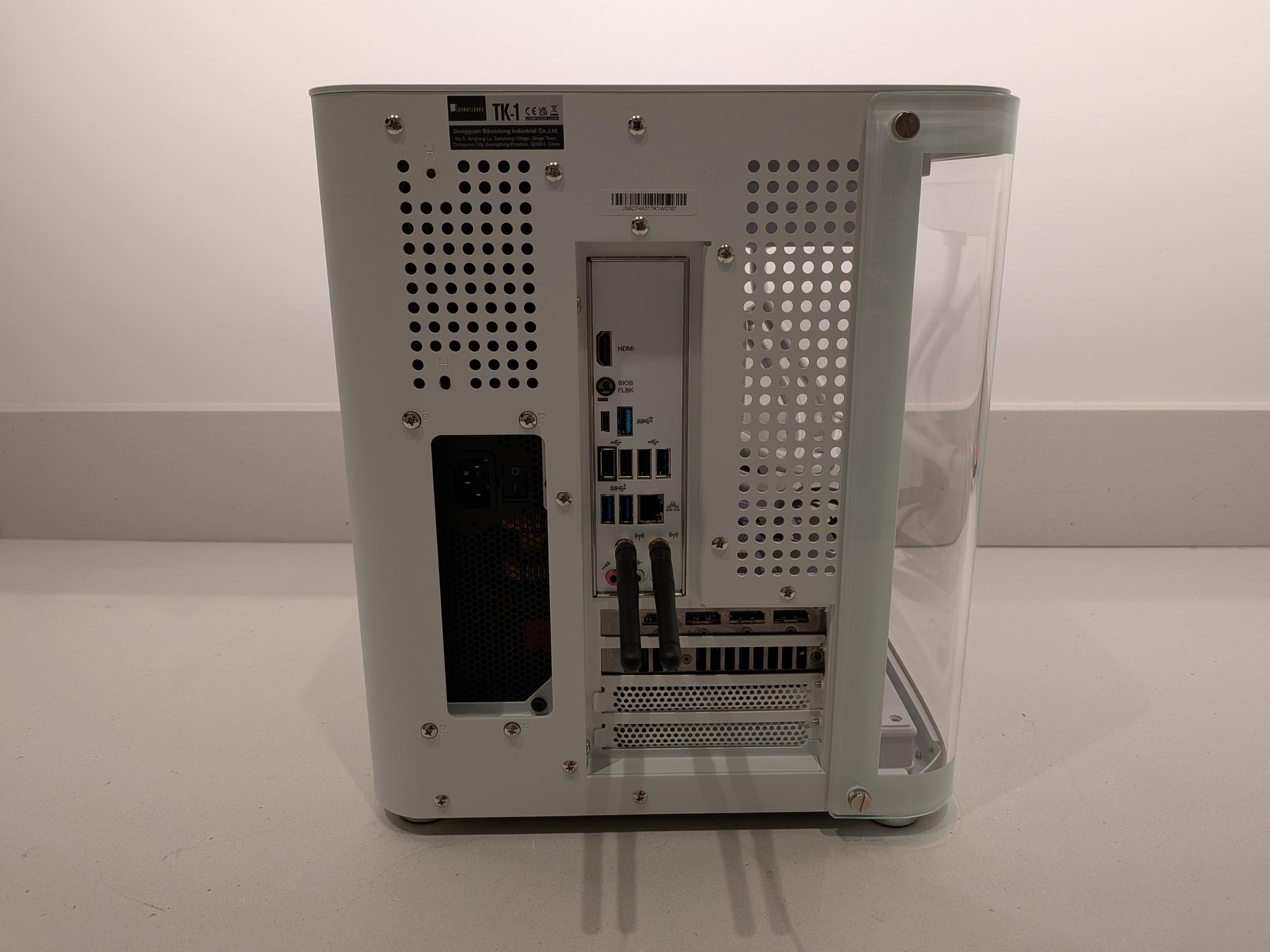 Bomb Devil Snow - RTX 5070, Ryzen 5 9600X, 32 GB DDR5 RAM, 2 TB Gen 5 NVME, RGB, Liquid Cooled