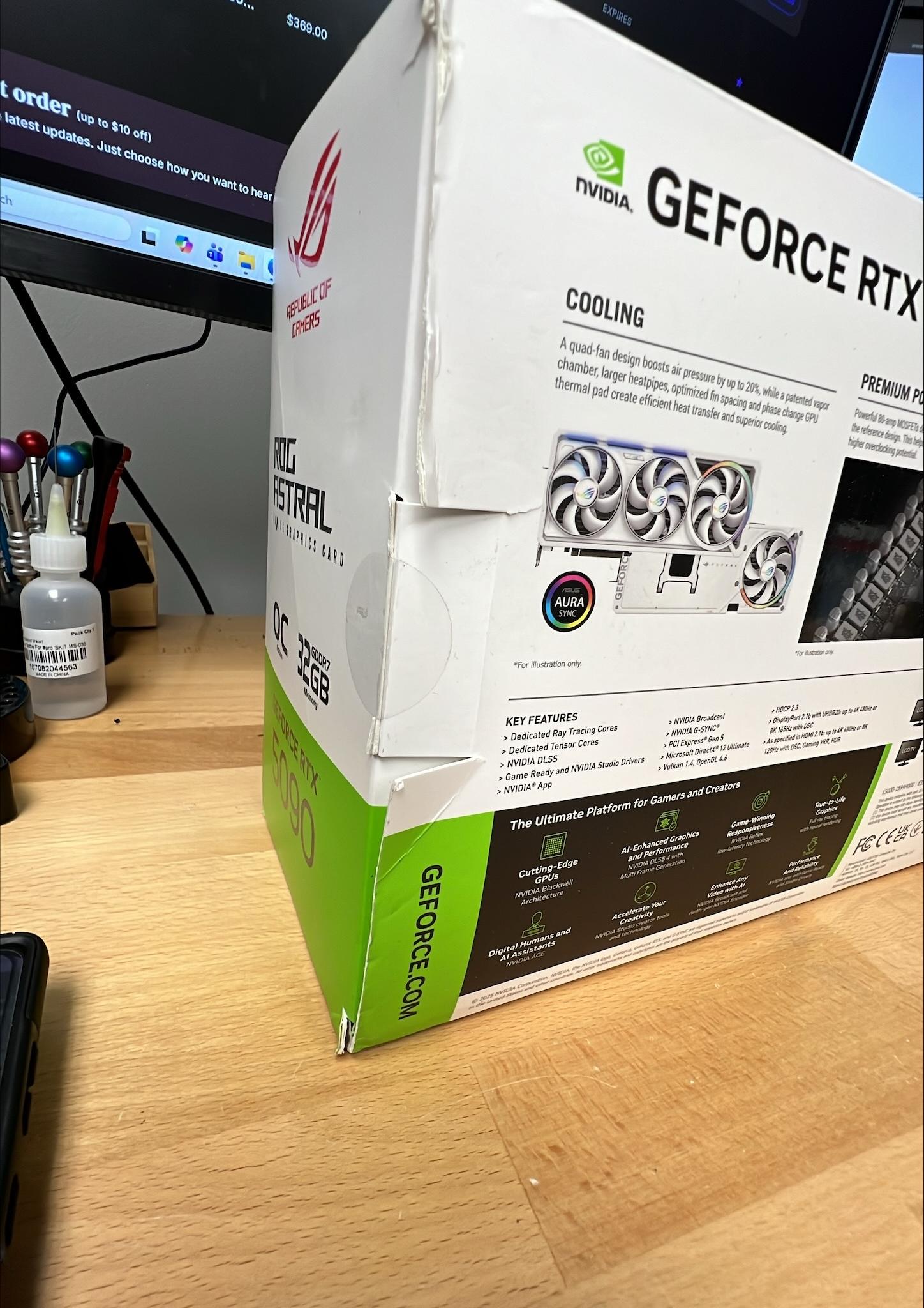 ASUS ROG Astral GeForce RTX 5090 32GB GDDR7 OC White Edition