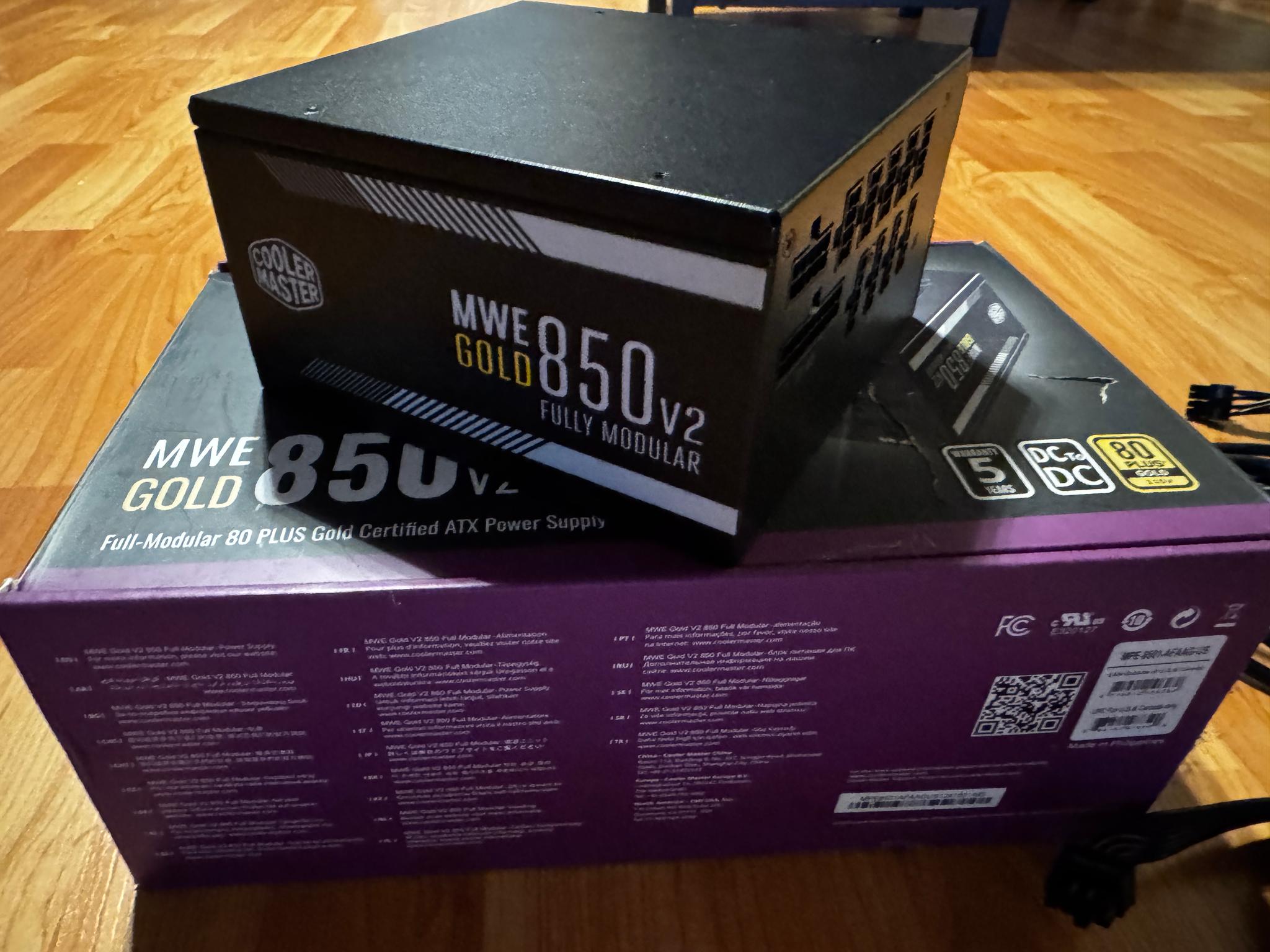 Cooler Master 850W Gold Fully Modular ATX Power Supply - EXCELLENT