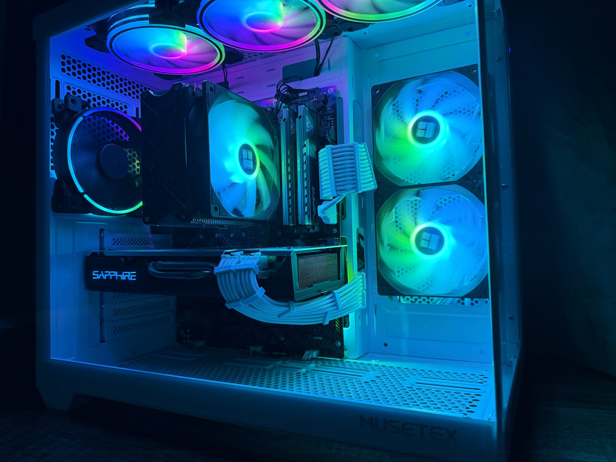 Gaming PC – Ryzen 7 | Sapphire Nitro 8GB GPU | 32GB RAM | Samsung 970 500GB NVMe SSD