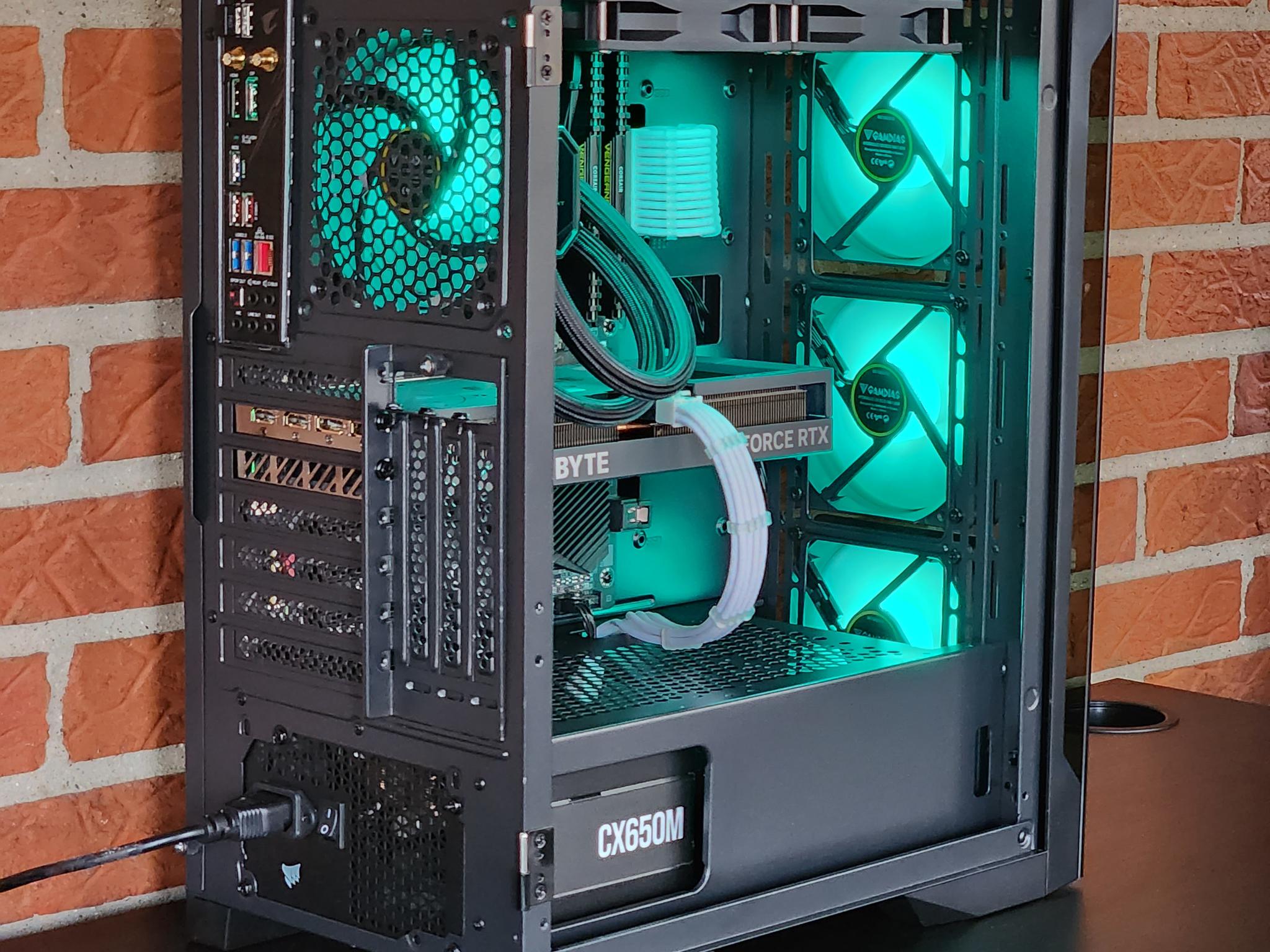 RTX 4060 Ti // RYZEN 5 5600G // 240MM AIO // 16GB RAM // 1TB SSD