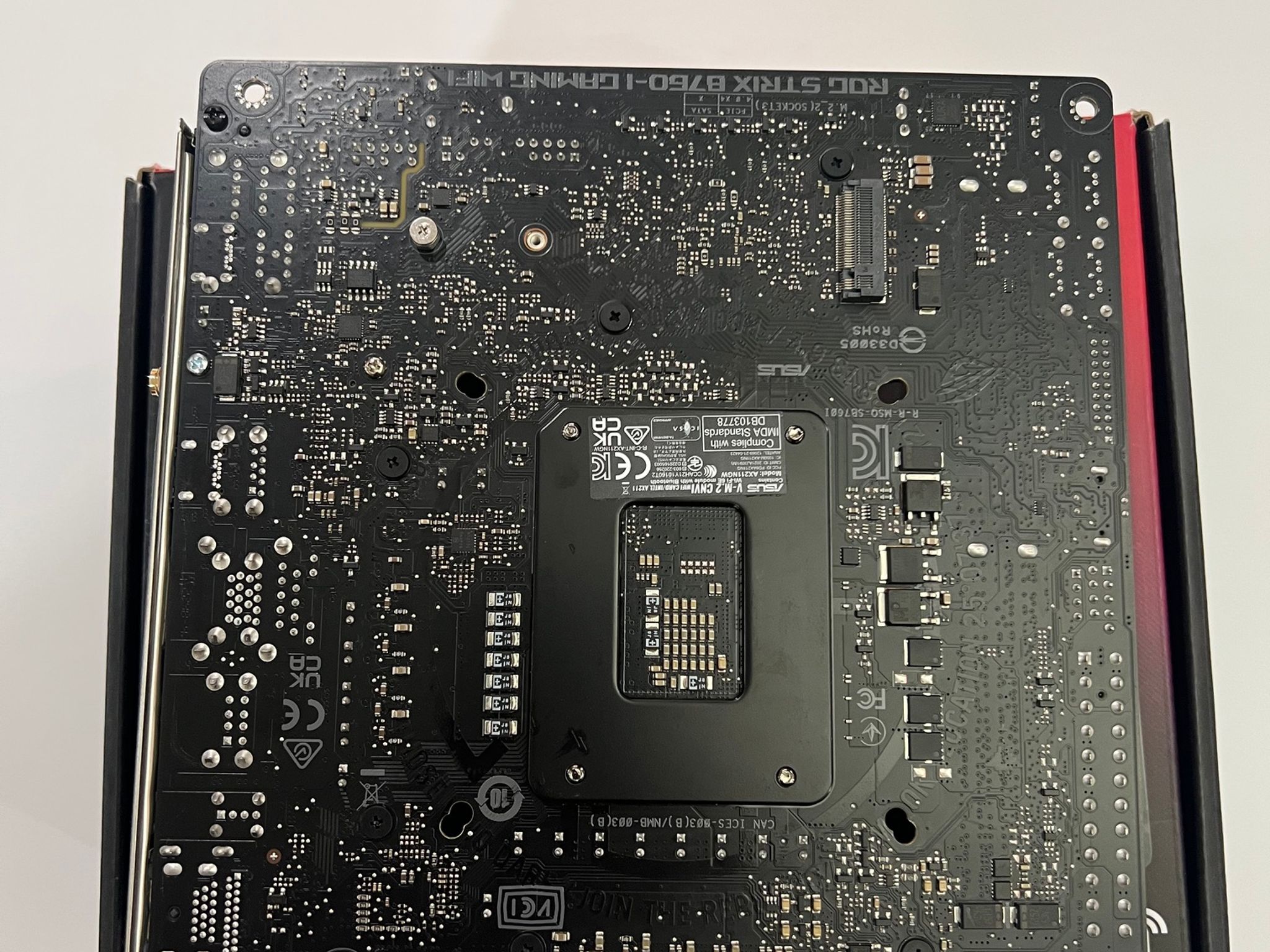 ASUS ROG STRIX B760-I GAMING WIFI