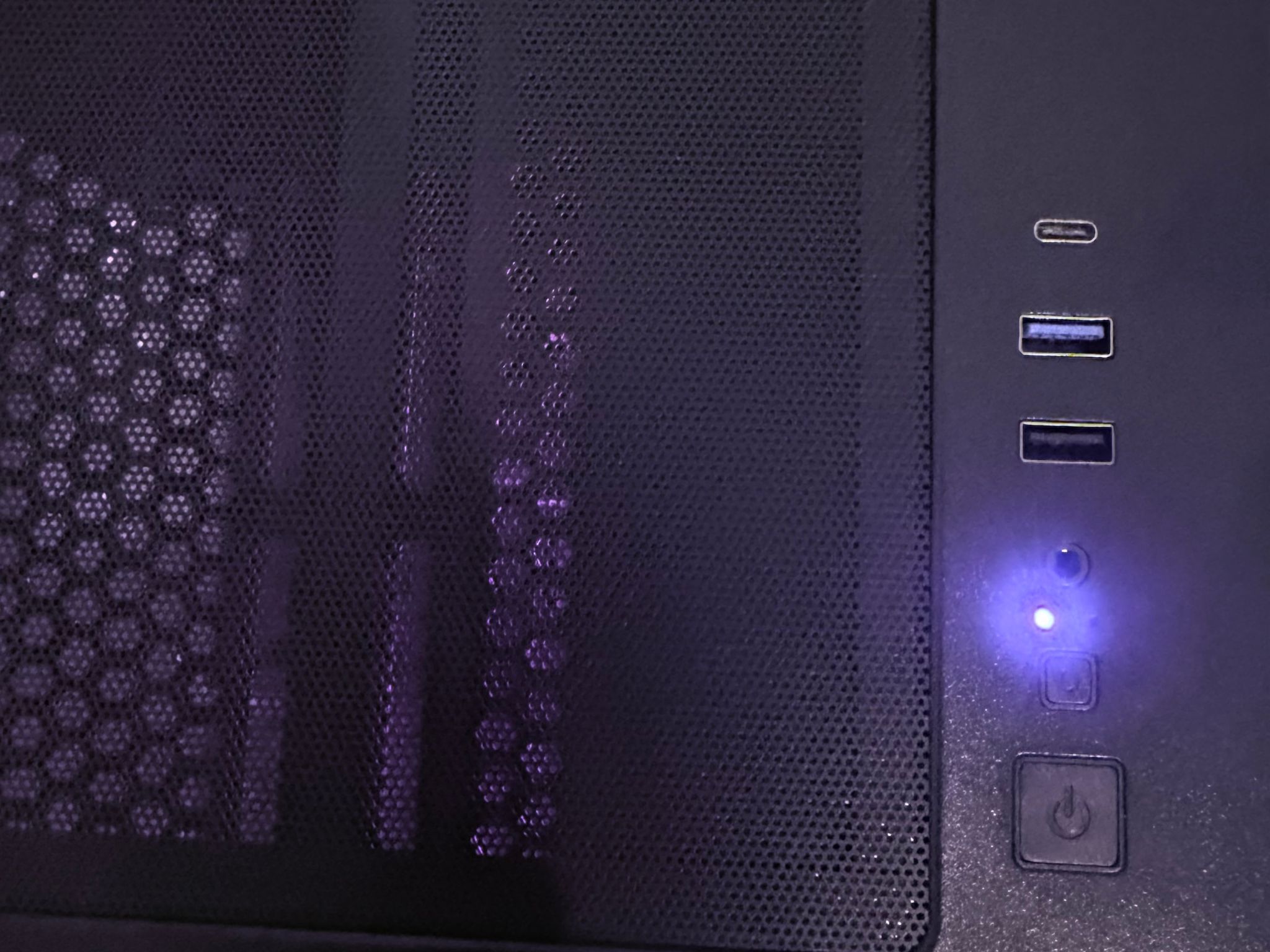 ⚫️"Obsidian Glow"🌈| 1080p Gaming | RTX 3050 | Ryzen 5 5500 | 16GB Ram | 500GB SSD | Free Shipping