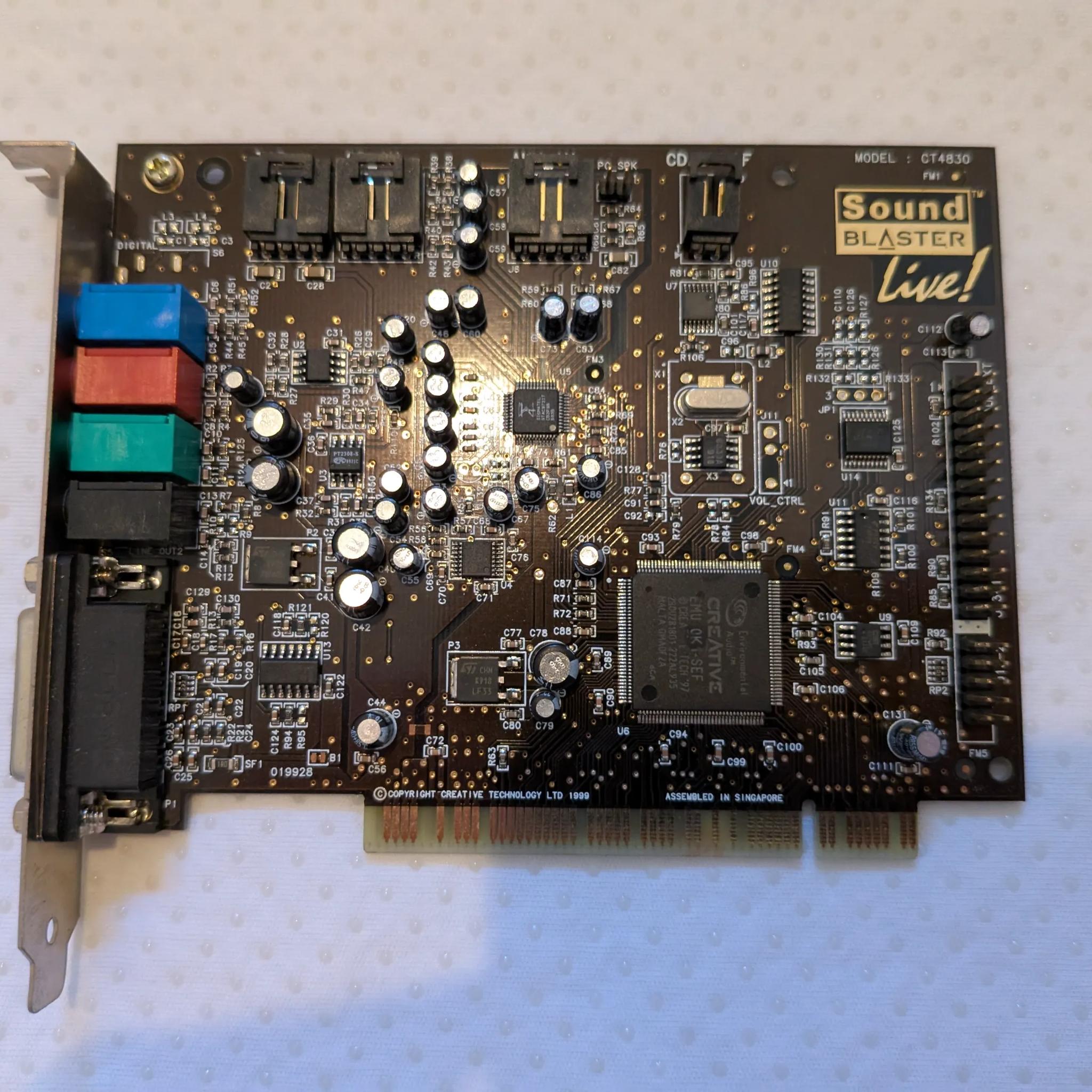 Sound Blaster Live! CT4830 sound card with Live! Drive IR SB0010 front panel