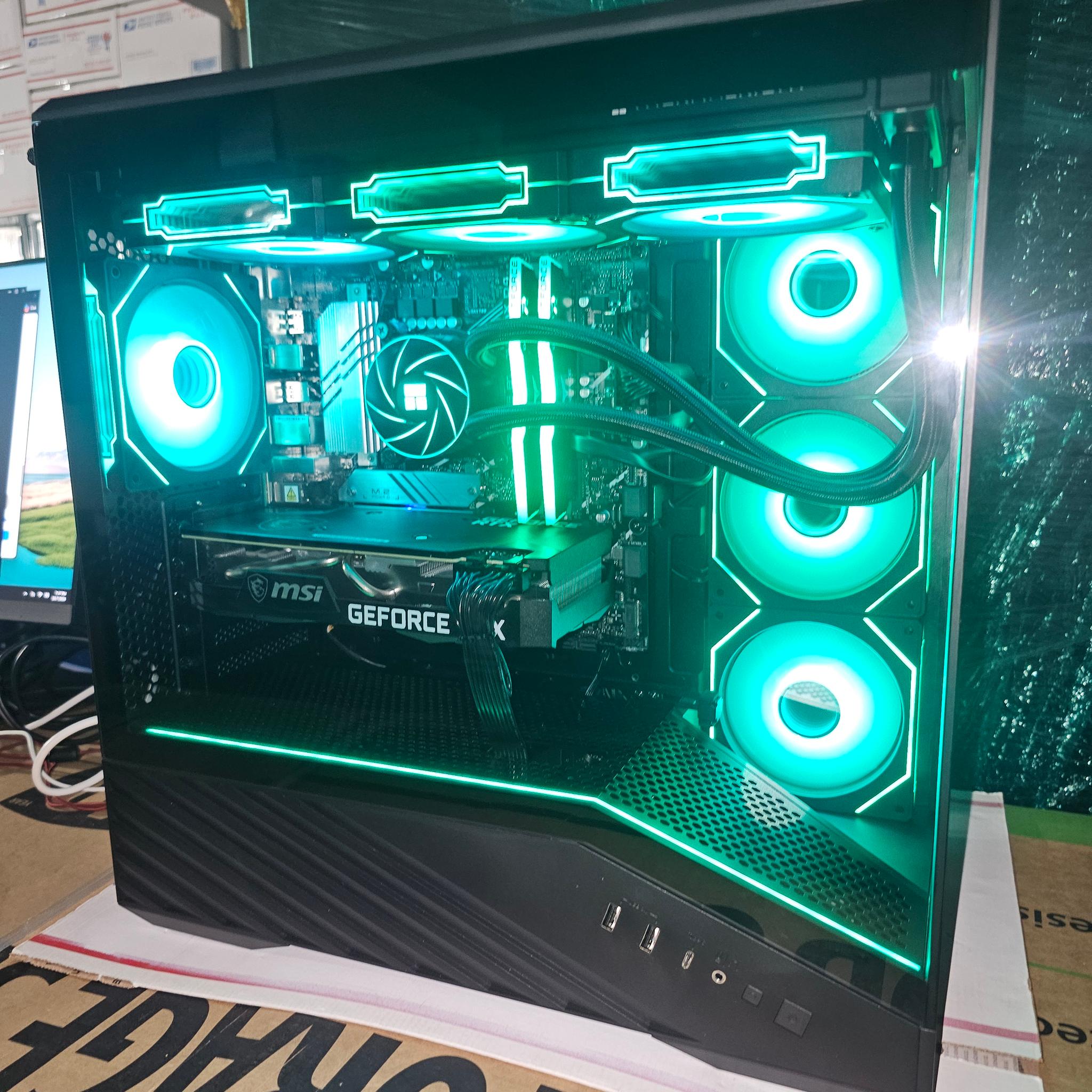 Black gaming pc | i9 12900k | 32gb ram | 1TB ssd | 3070 8gb | windows 11 pro |