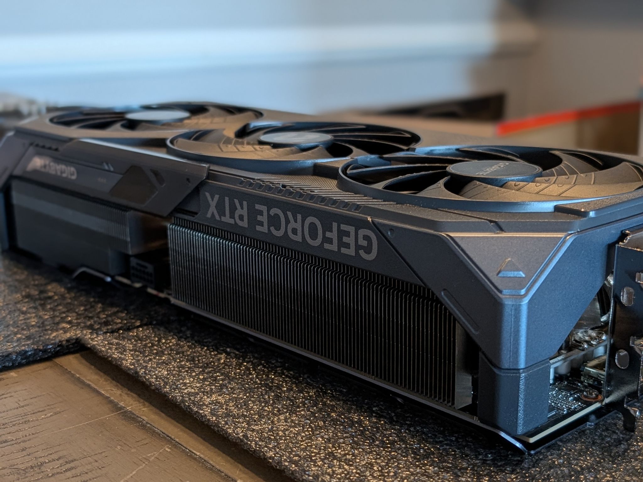 GIGABYTE GeForce RTX 5090 GAMING OC 32G
