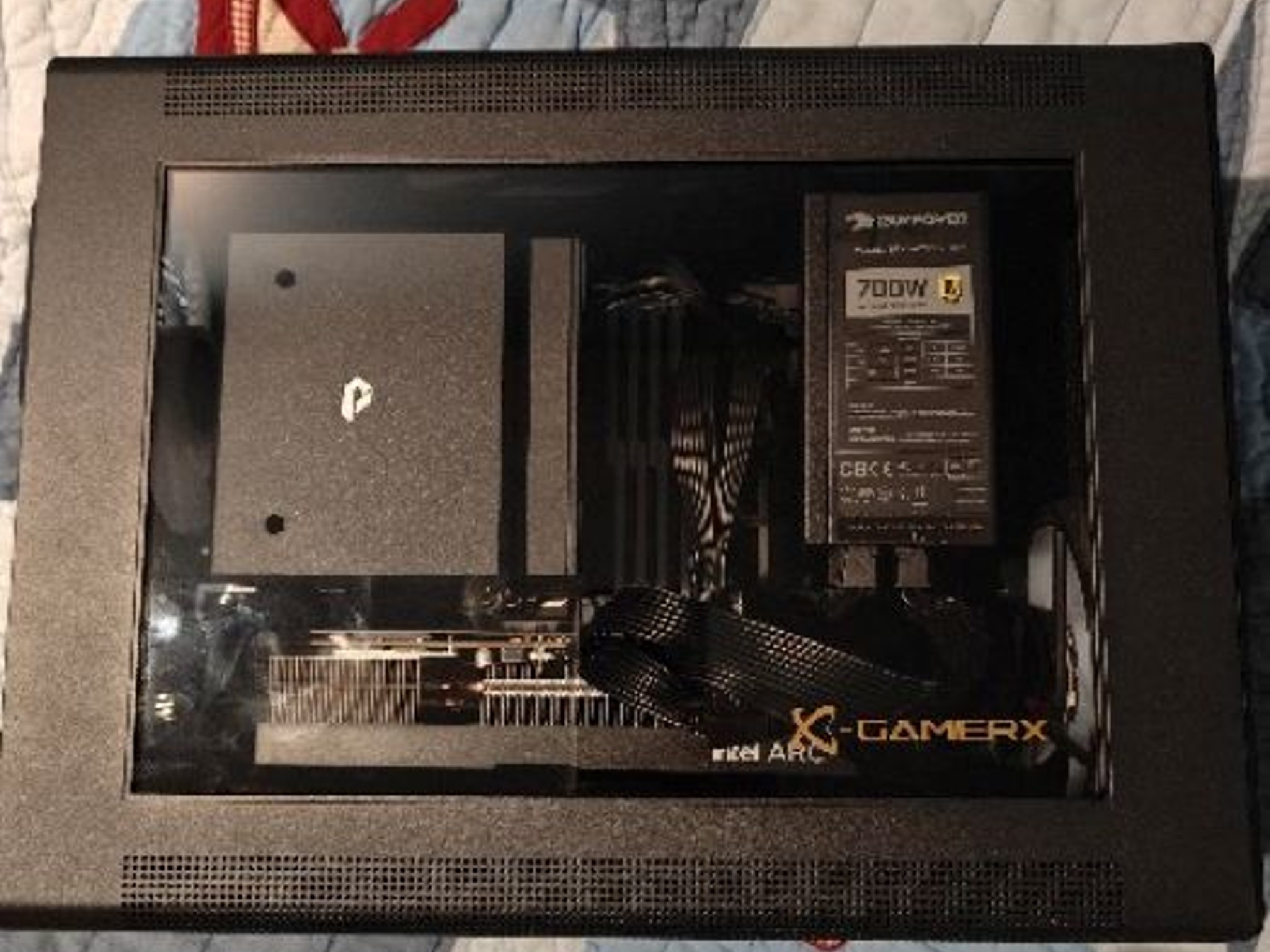 GamerX I-5 12600kf and Intel ARC 580 GPU 1TB m.2 nvme, 32 GB RAM in a matx small case.