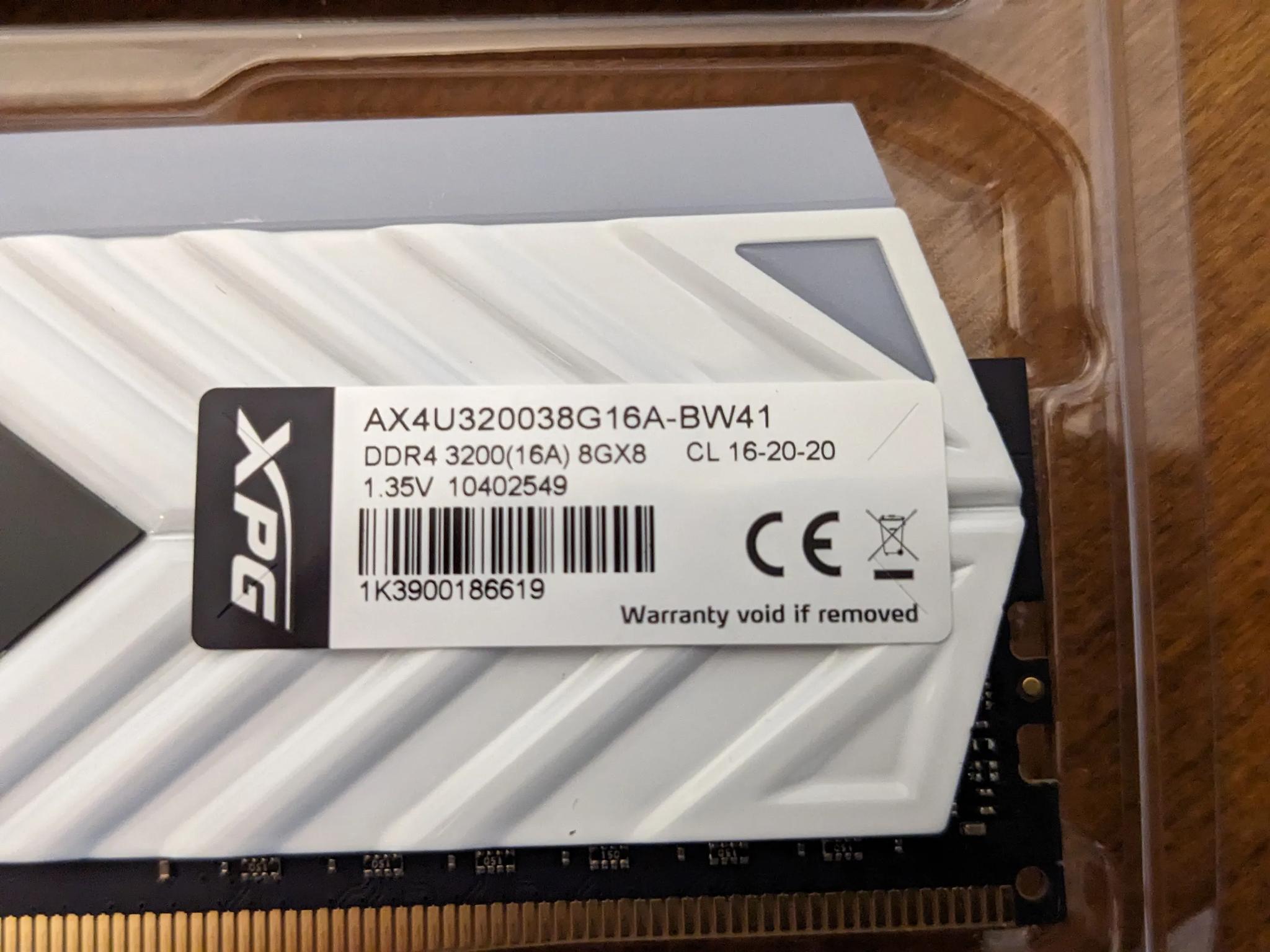 XPG RGB 16gb (8 x 2) DDR4 3200MHz RAM