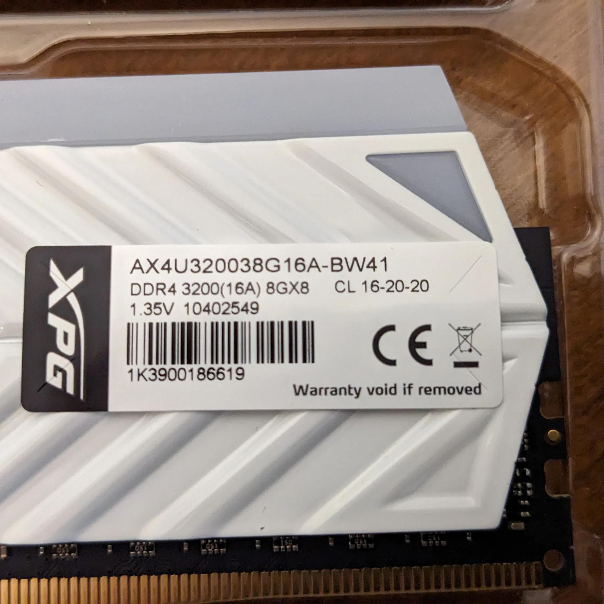 XPG RGB 16gb (8 x 2) DDR4 3200MHz RAM