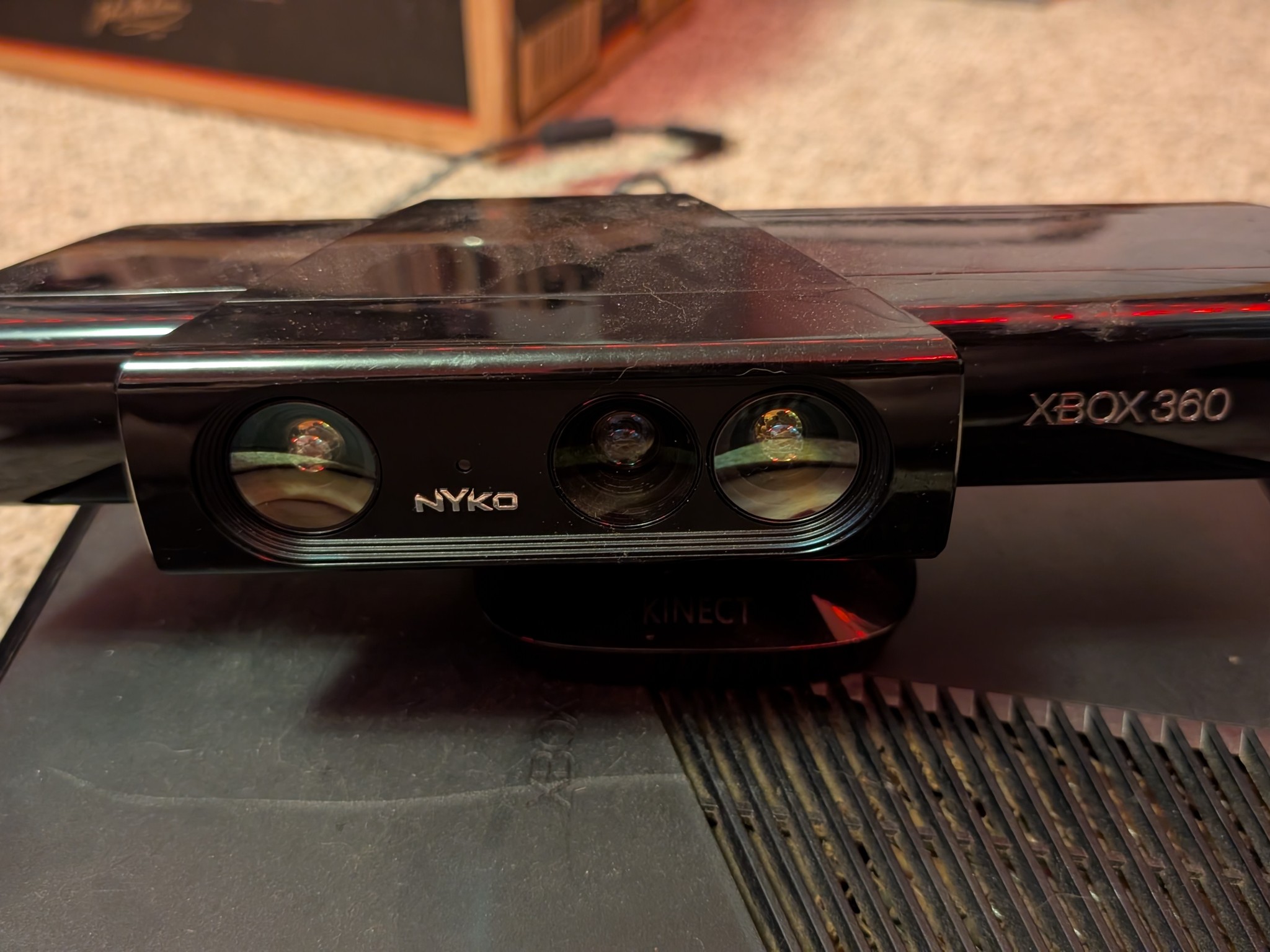 Xbox 360 Slim (w/ 250GB HDD)