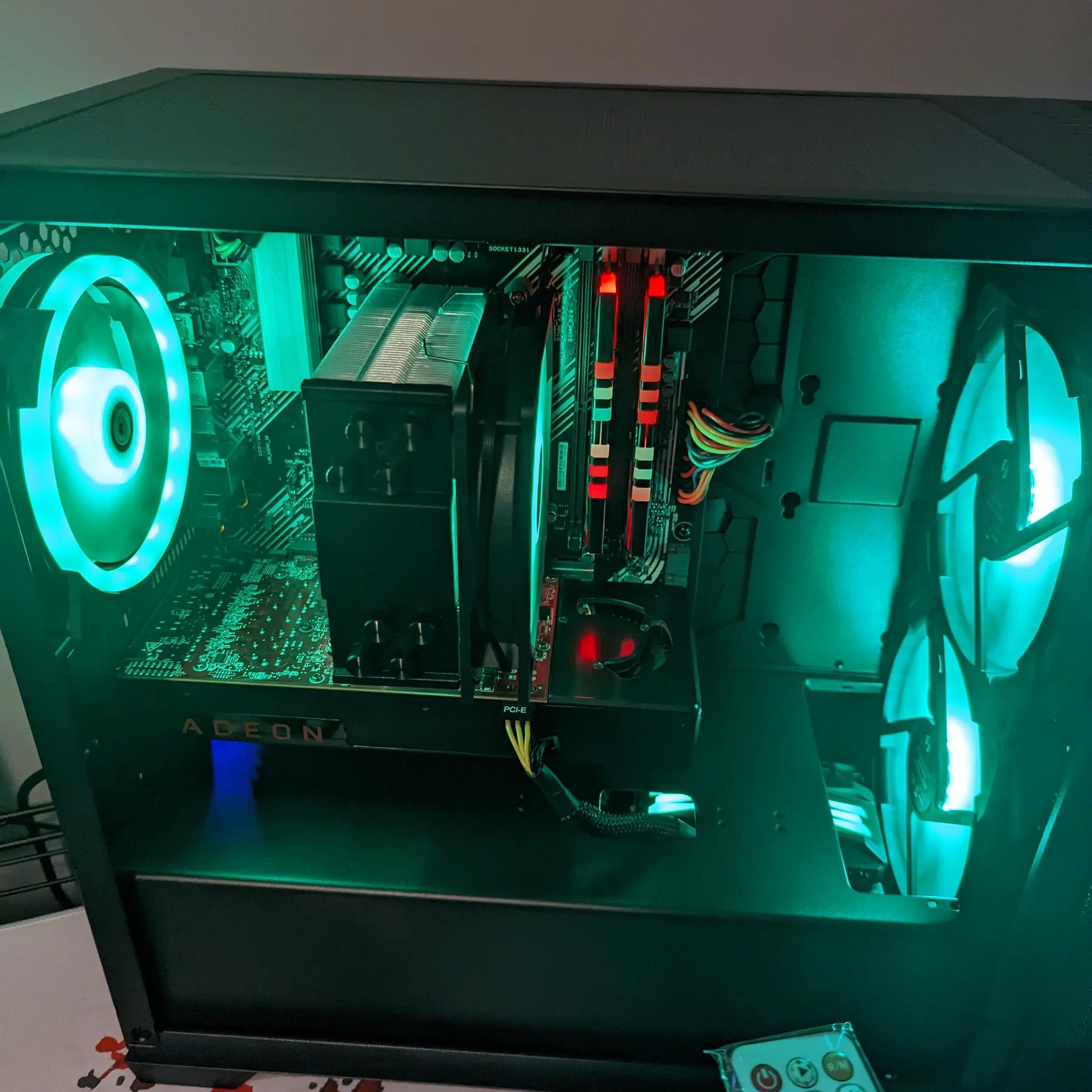 Gaming PC Ryzen 5 5500, 16GB DDR4, 512GB SSD, RX 570X 8GB