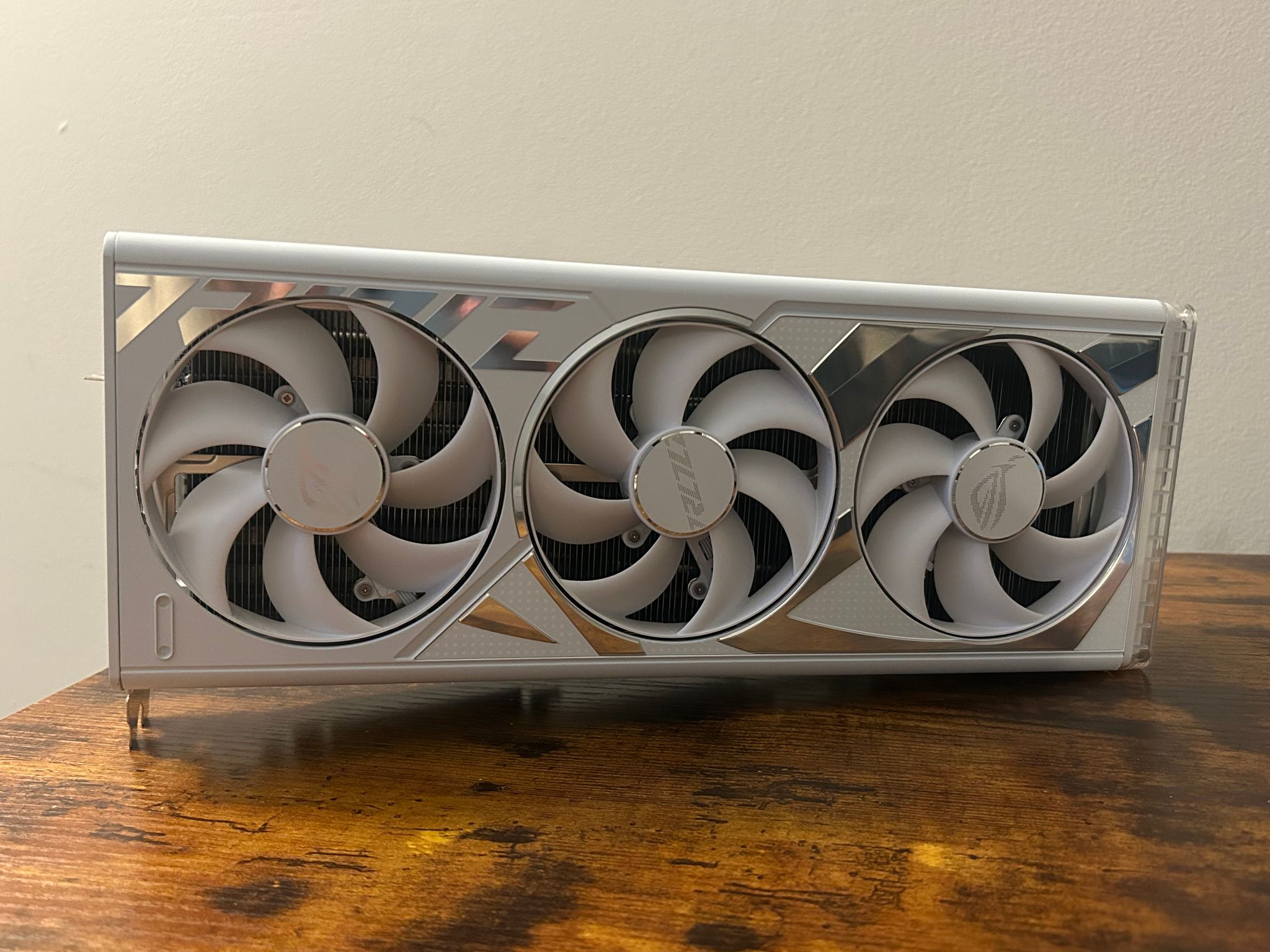 ASUS ROG Strix Gaming White RTX 4090
