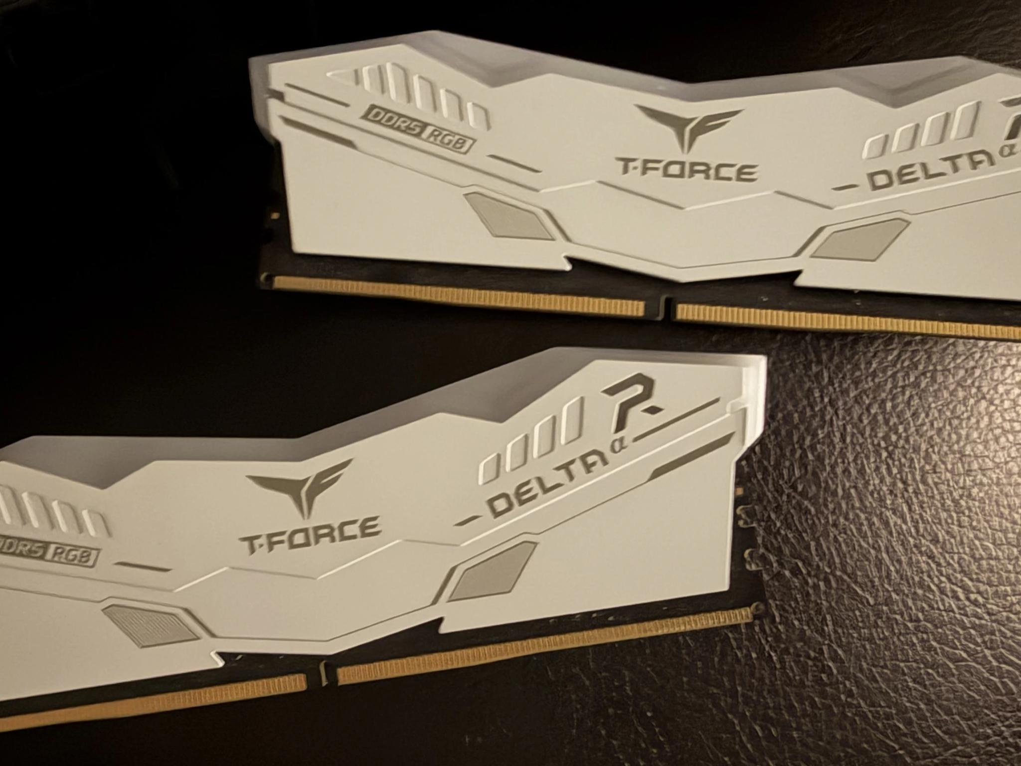 TEAMGROUP T-FORCE DELTA RGB 16GB DDR5-6000 CL38 (2x8GB) WHITE (Used)