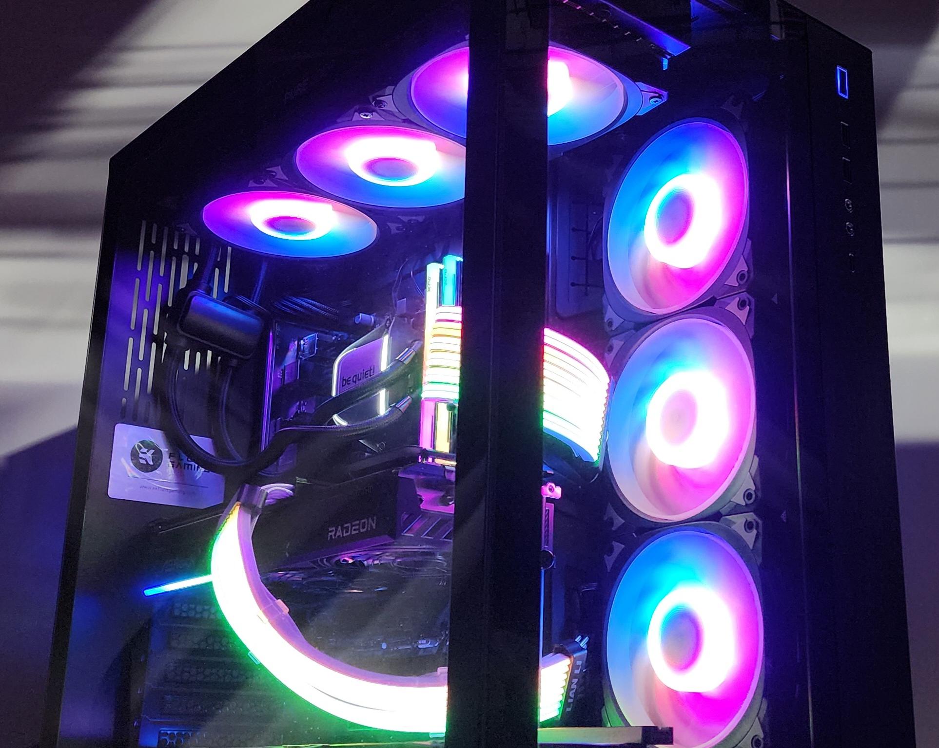 Gaming PC Ryzen 7 7800X3D 32GB RAM 1TB SSD RX 9070 16GB Windows 11 Computer